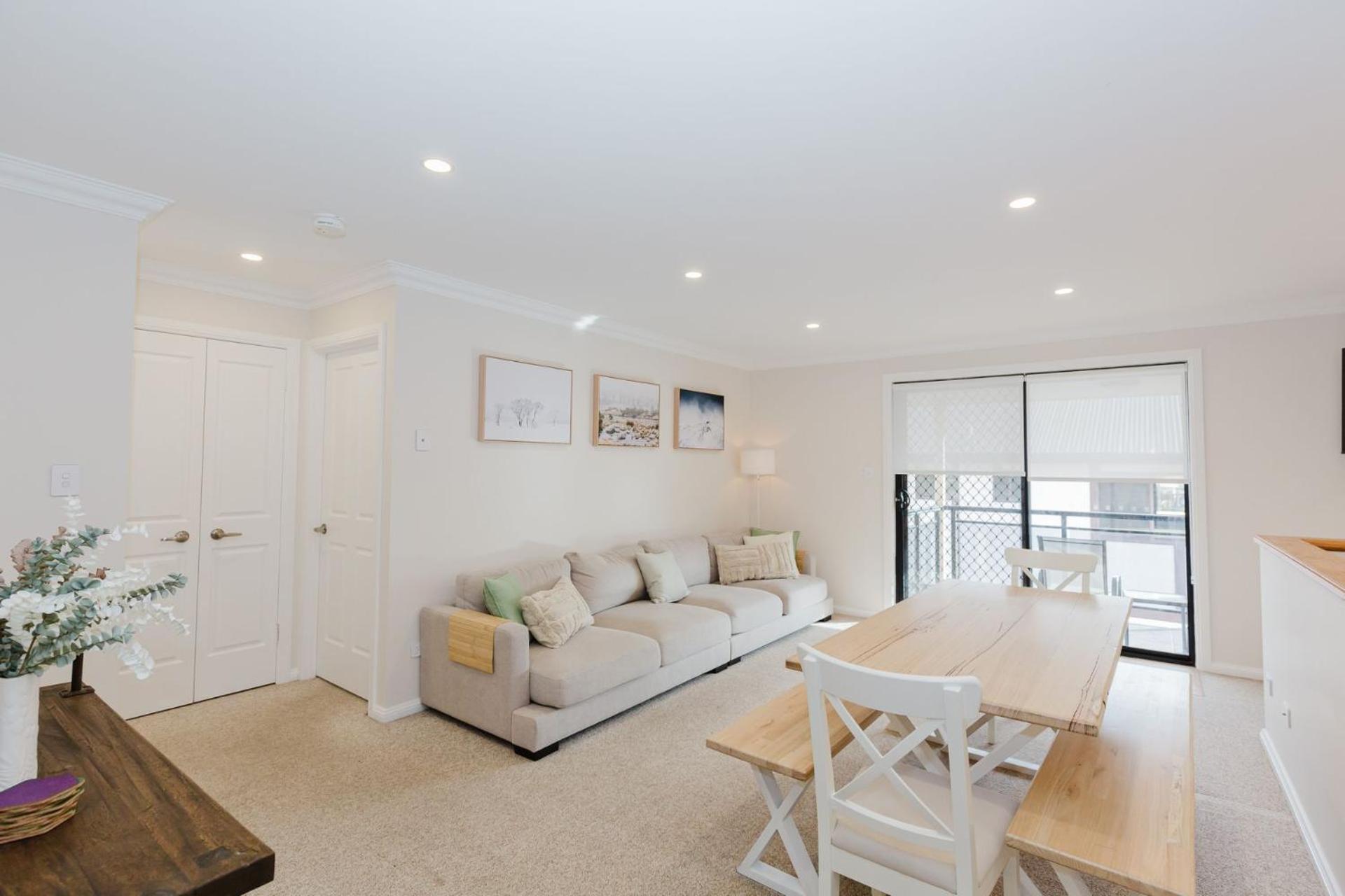 4-1 Penders Court Apartment