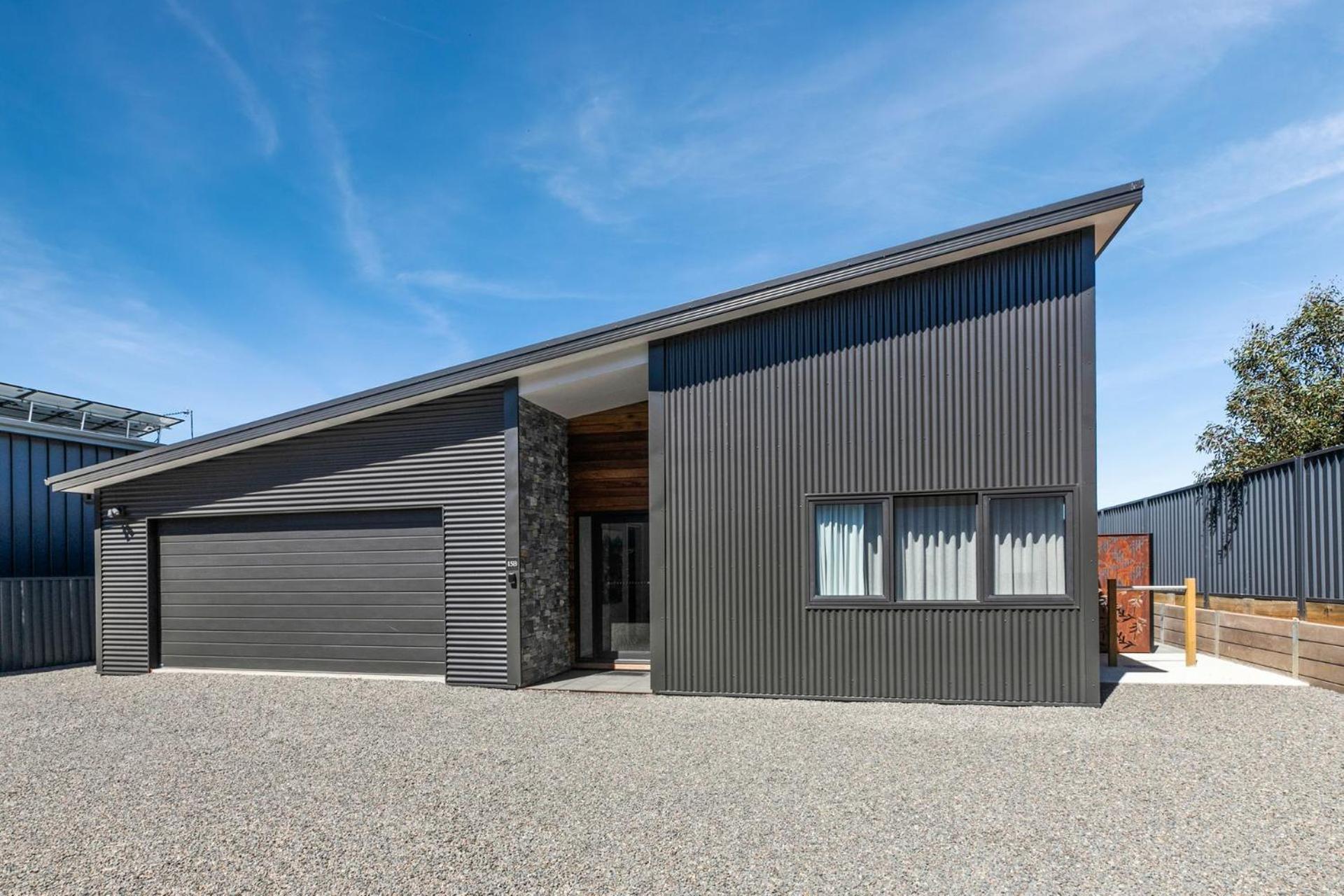 15b Jagungal Close Jindabyne