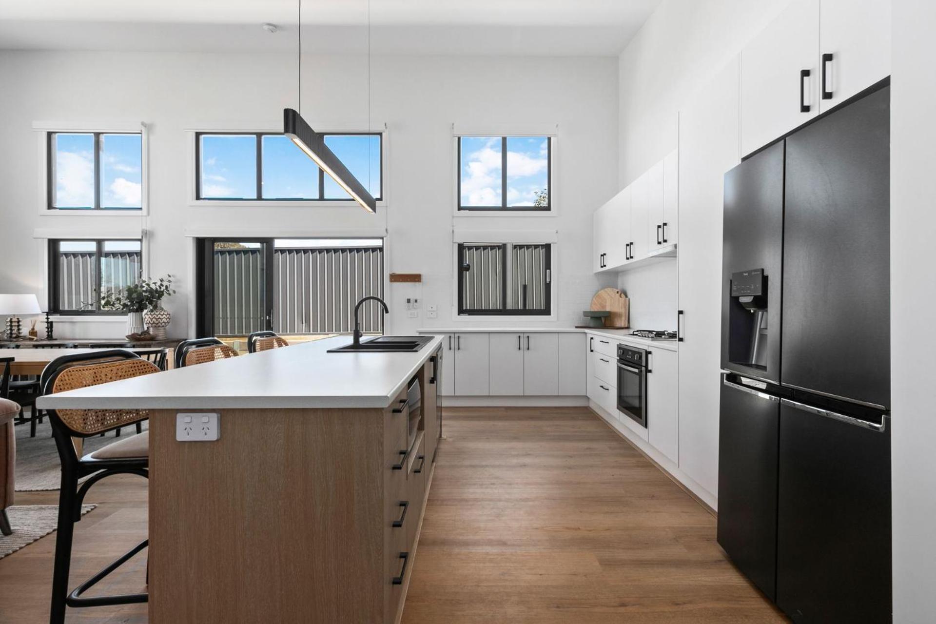 15b Jagungal Close