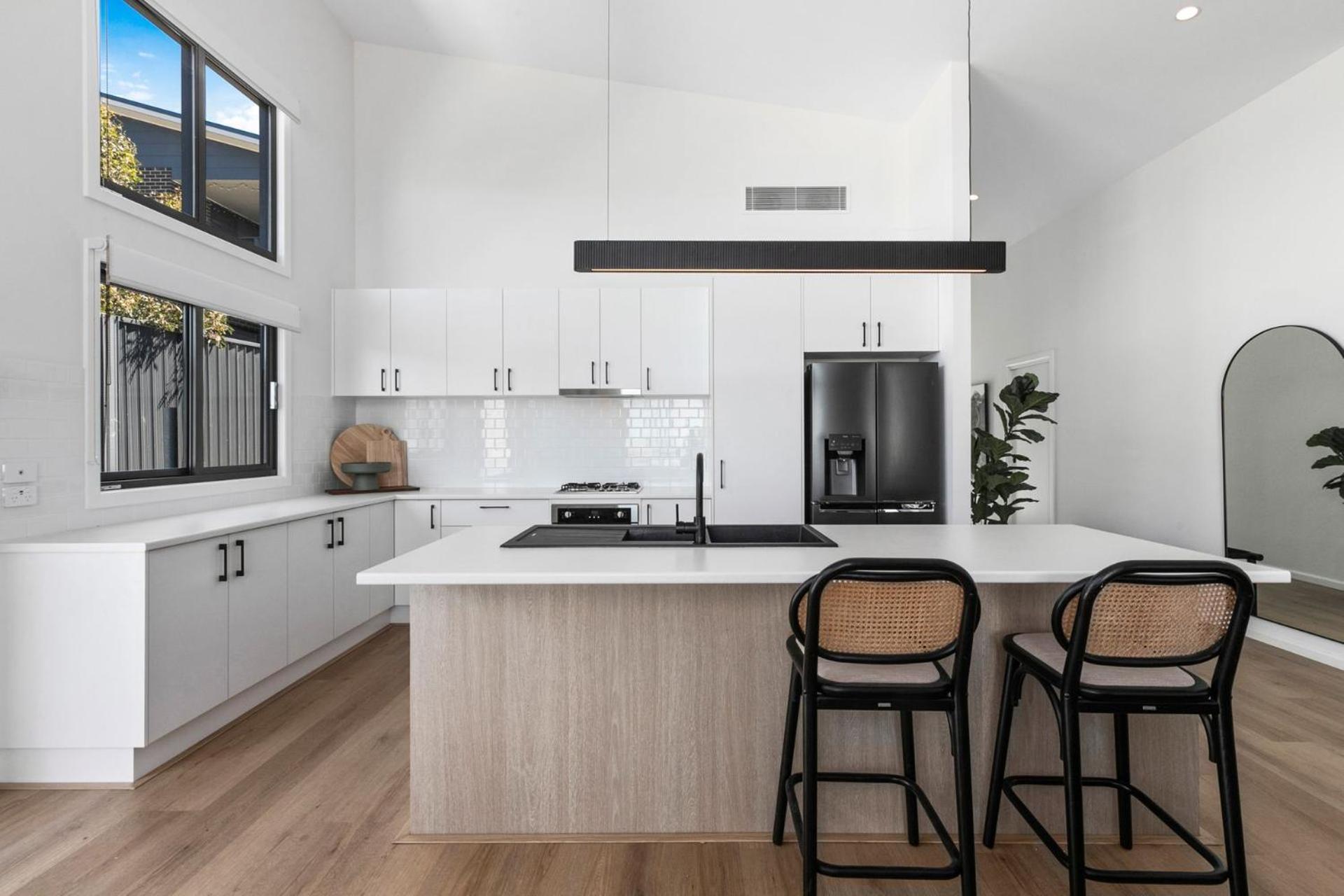 15b Jagungal Close * Jindabyne
