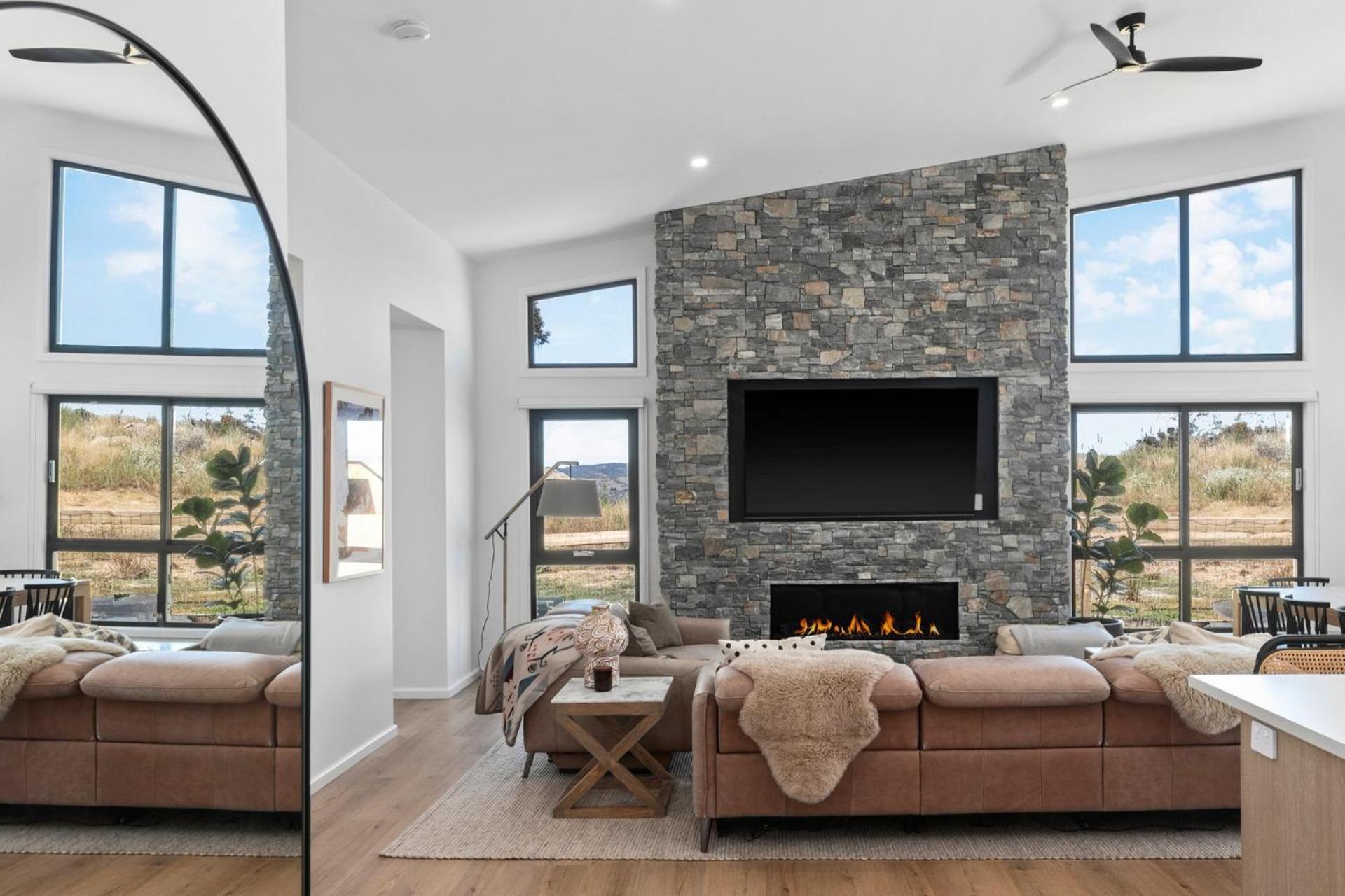 15b Jagungal Close