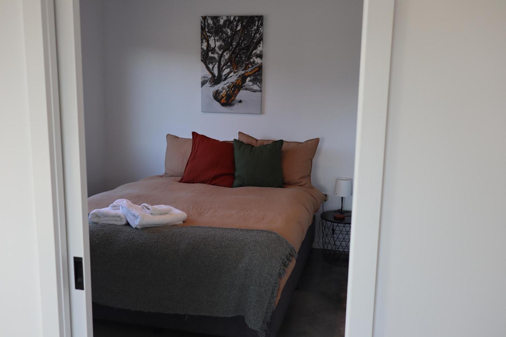 Hygge Eco Beautiful New With Amazing Views