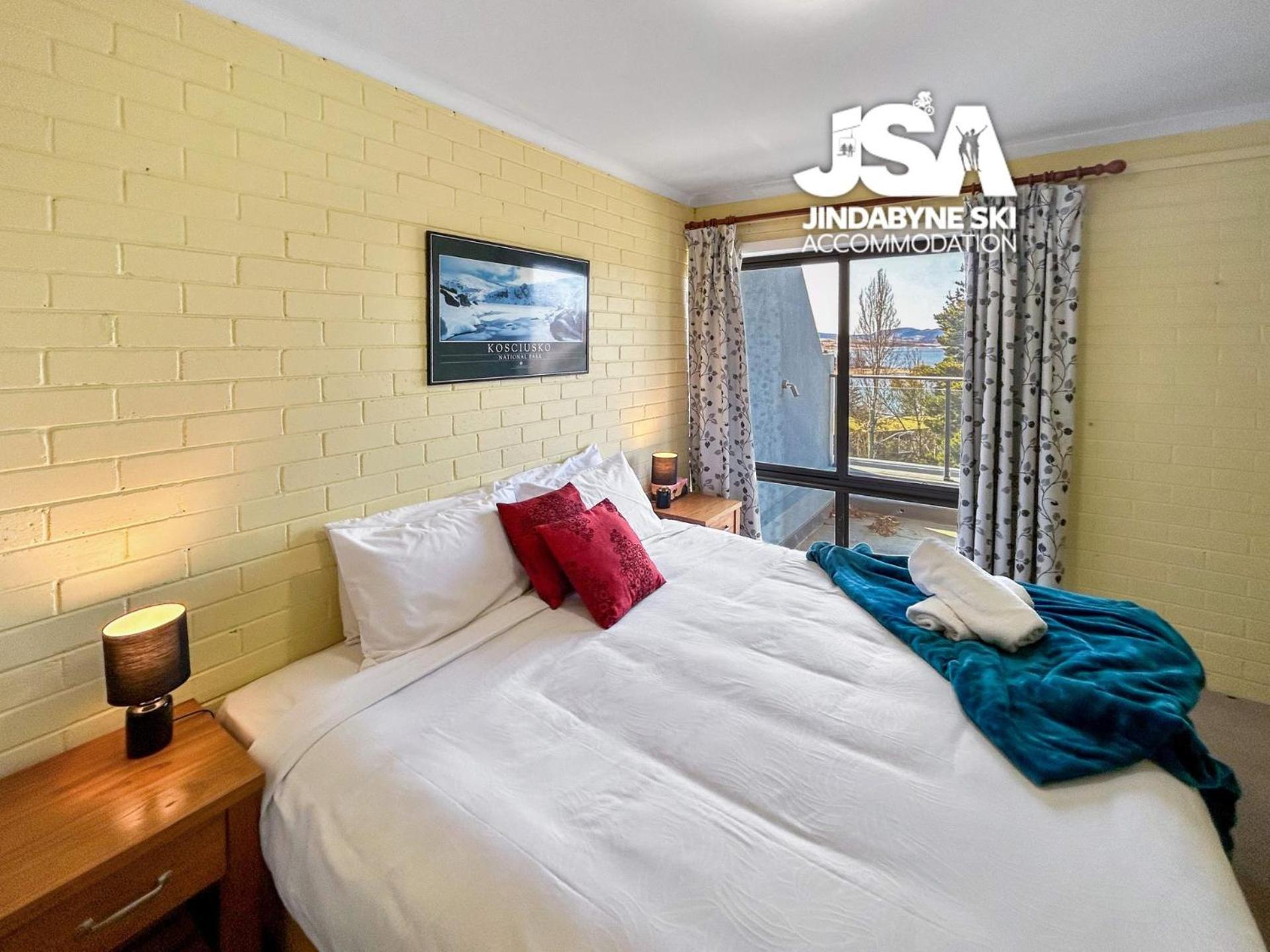 The Summit 10 Apartment