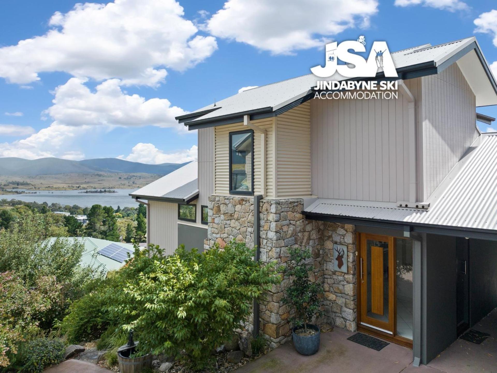 Holiday home Lakeview Townhouse Jindabyne