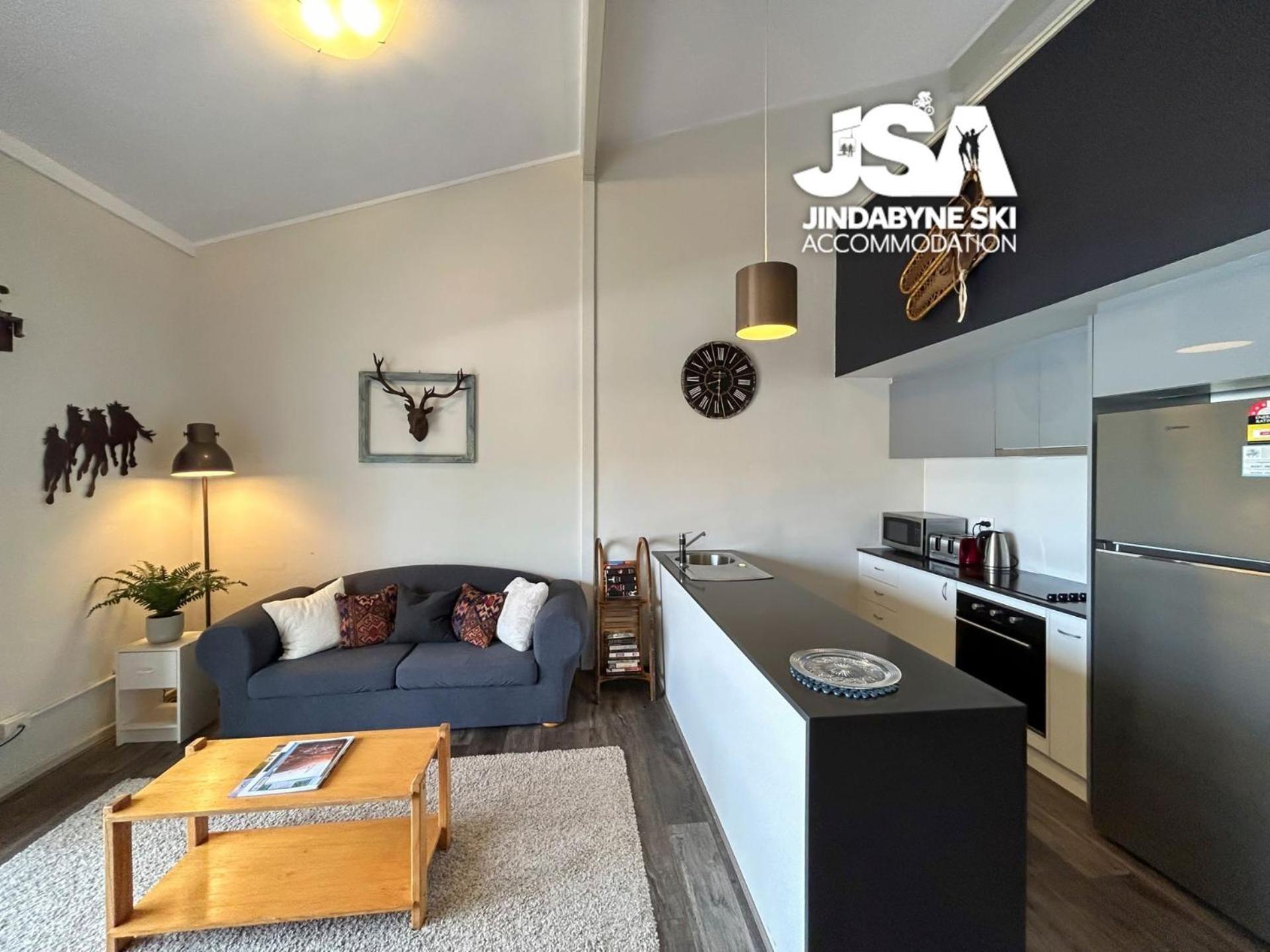 Razorback 6 Jindabyne
