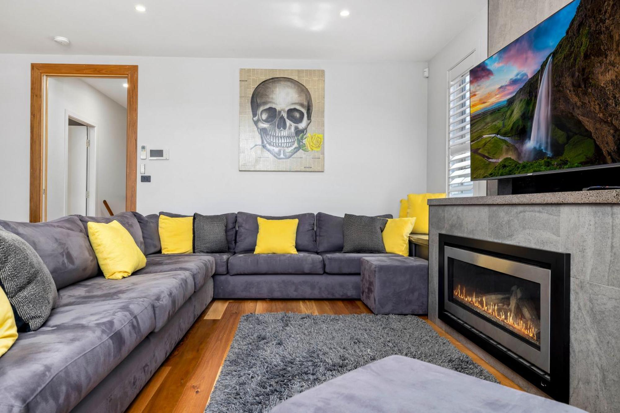 Jindy Snowy Mountains Retreat Holiday home