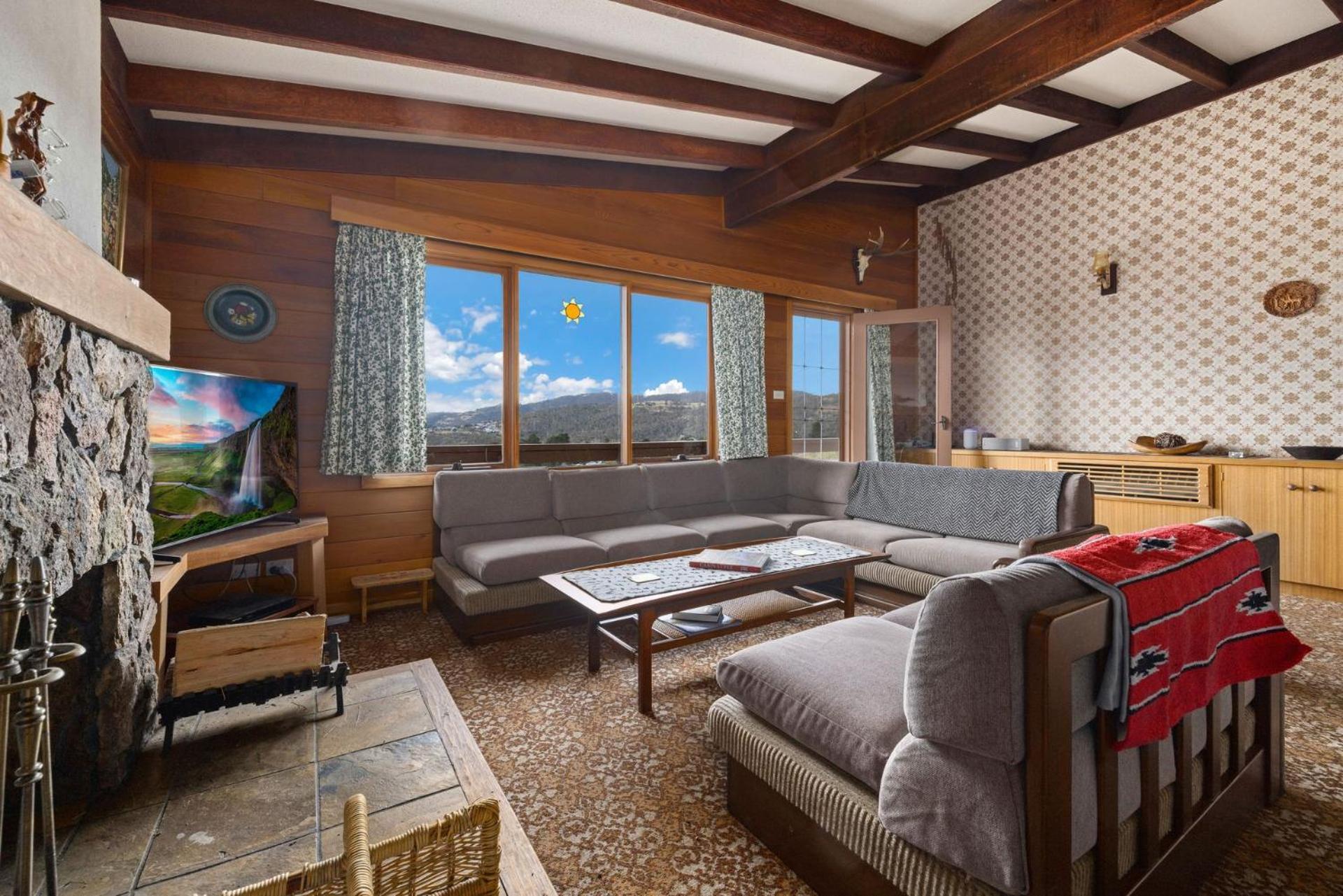 Elvira Haus Holiday home Jindabyne