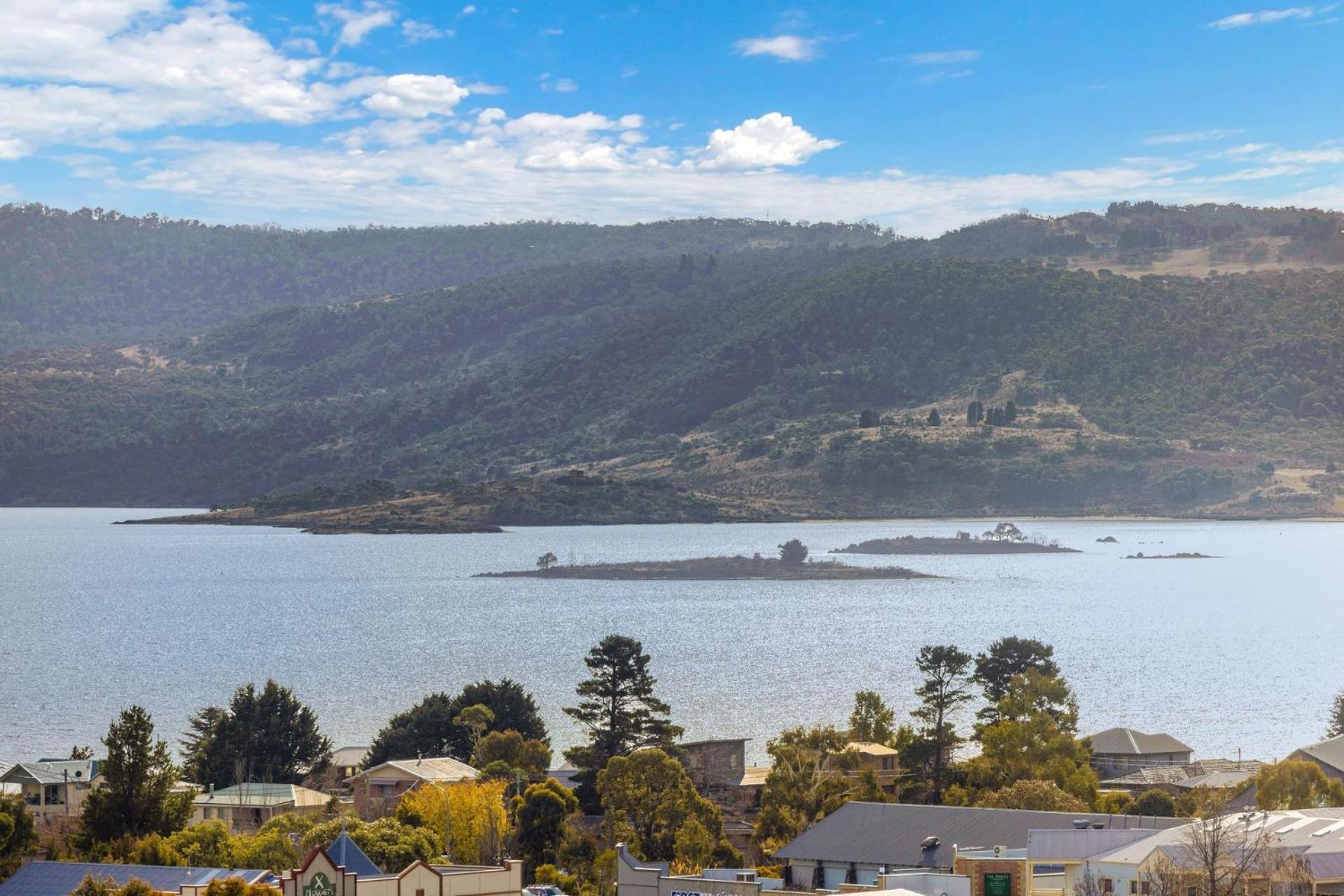 Elvira Jindabyne