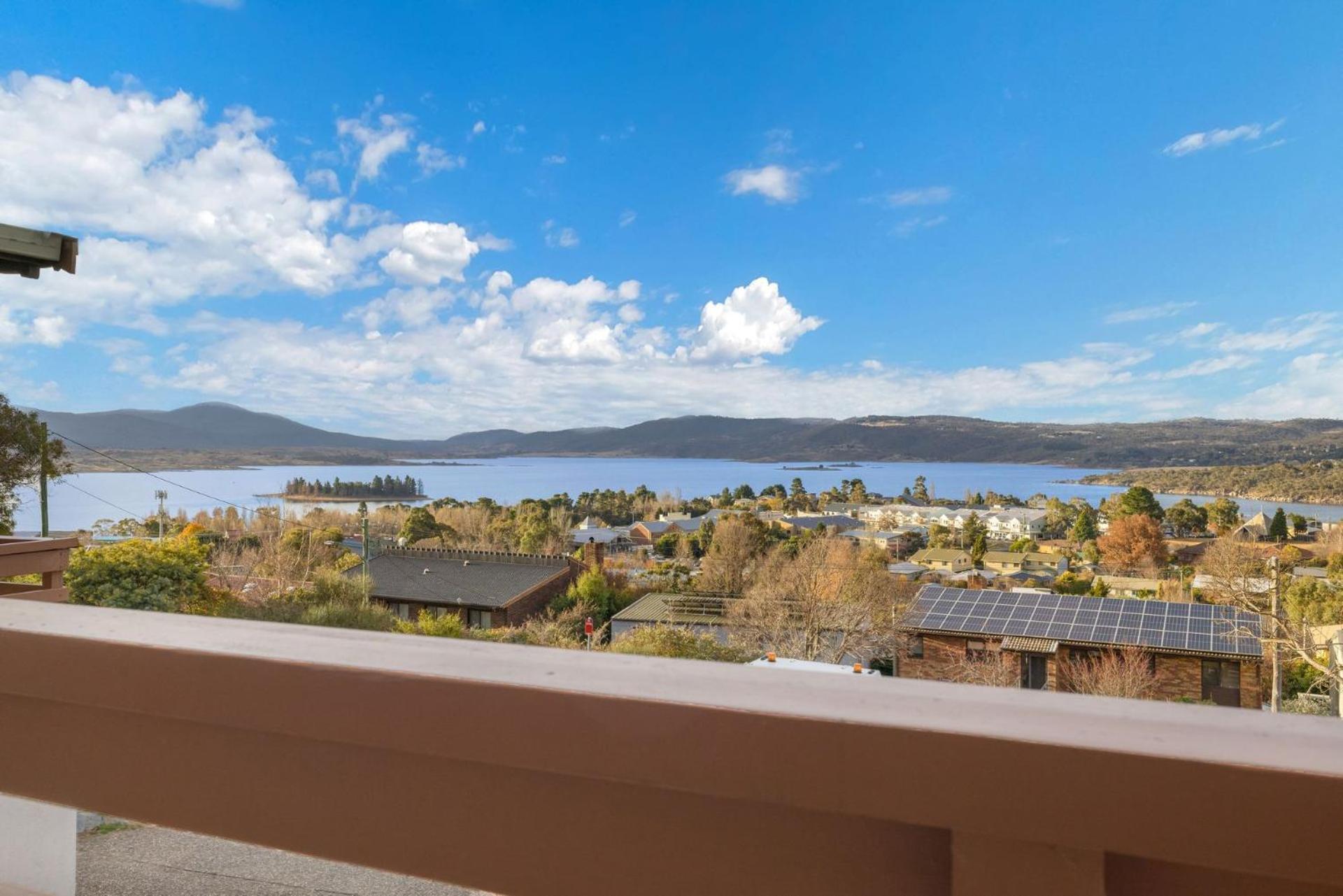 Elvira * Jindabyne