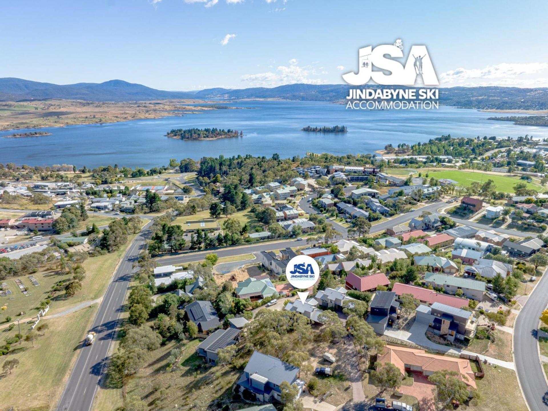 Snowy Mountains Townhouse * Jindabyne