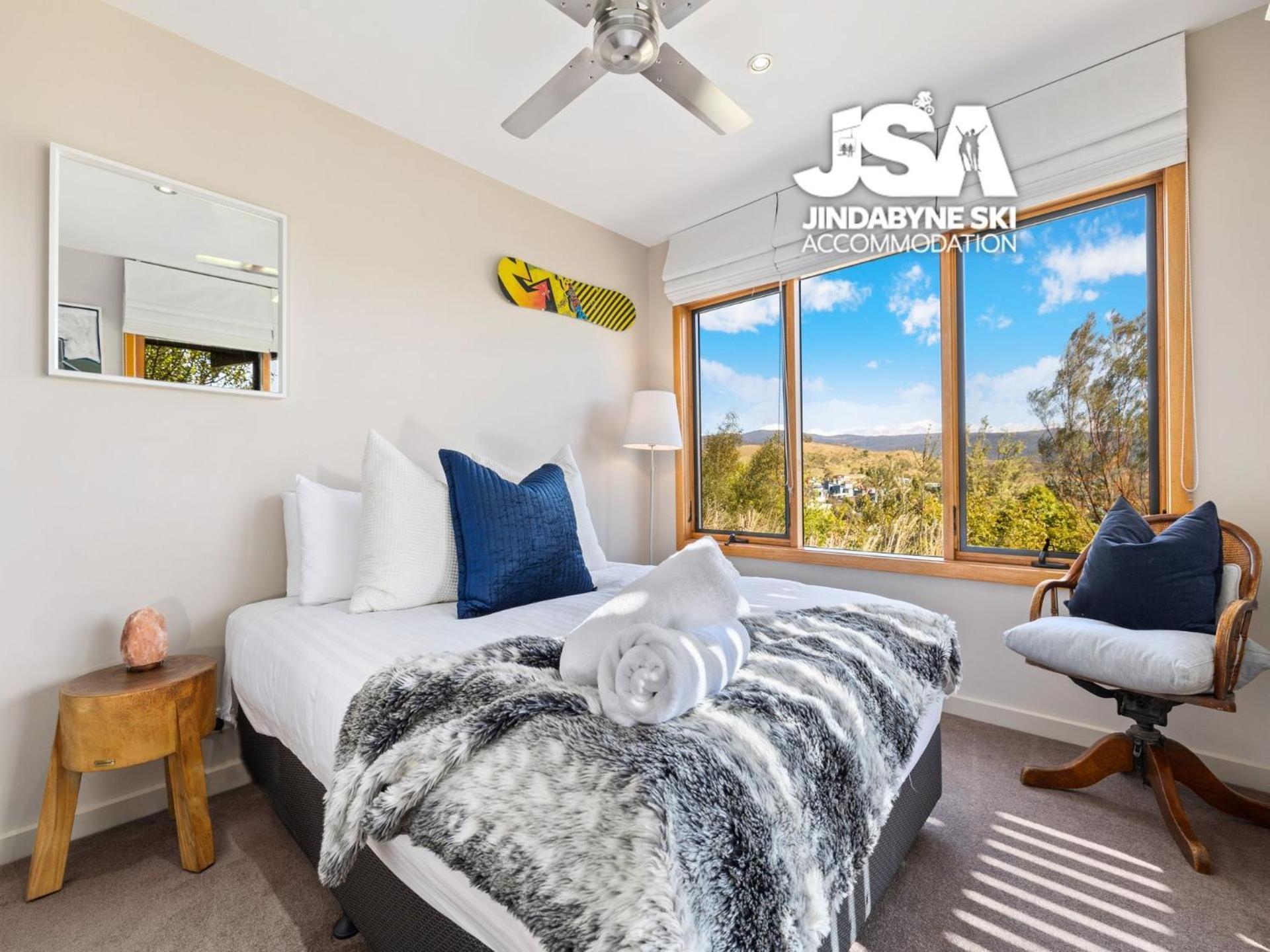 Snowy Mountains Townhouse Holiday home *