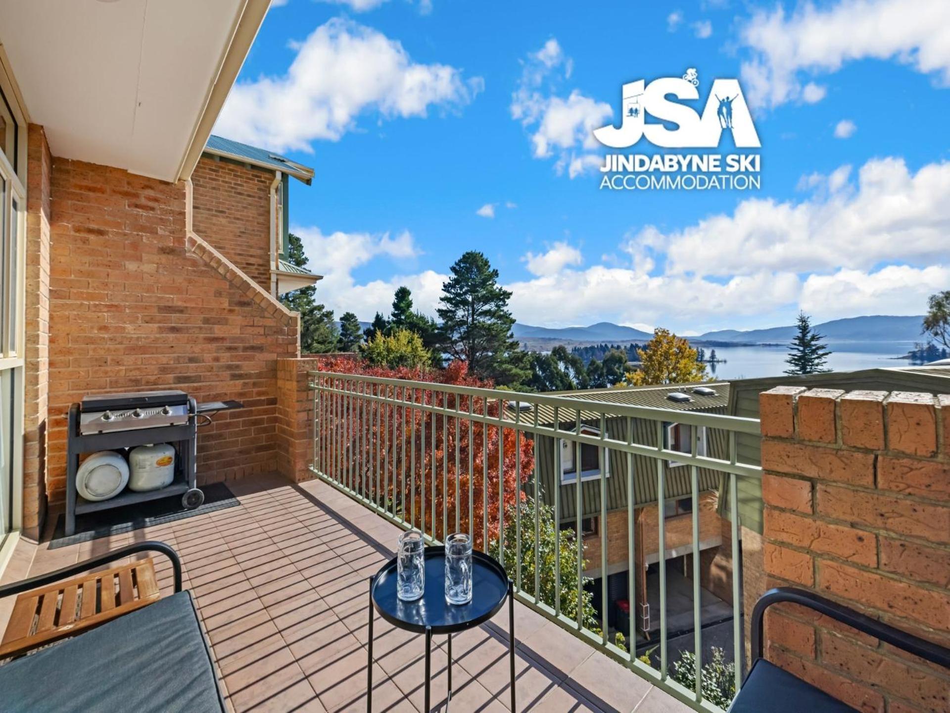 Twin Seasons 2 Fantastic View * Jindabyne