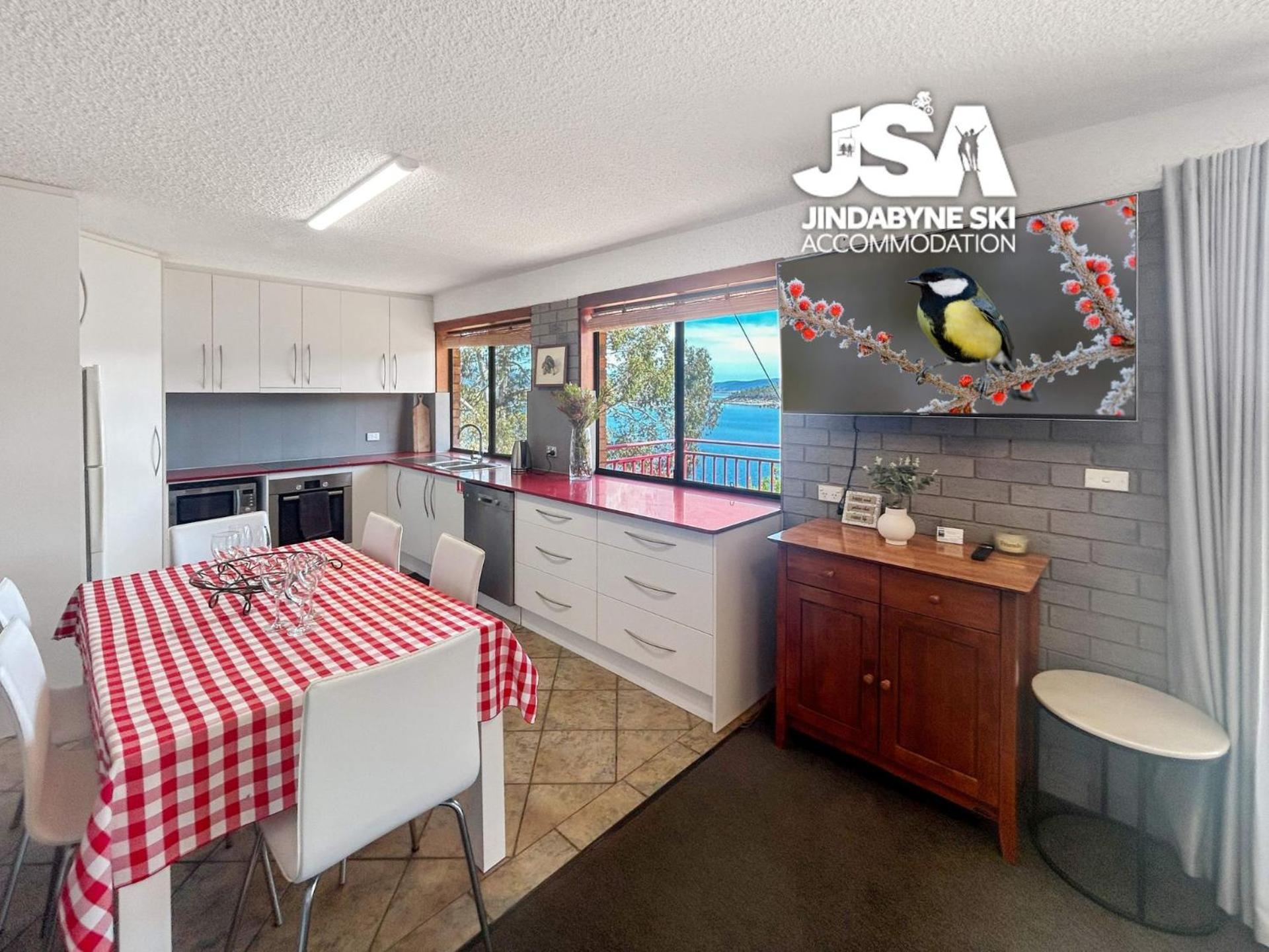 Apartment Pontis 3 *