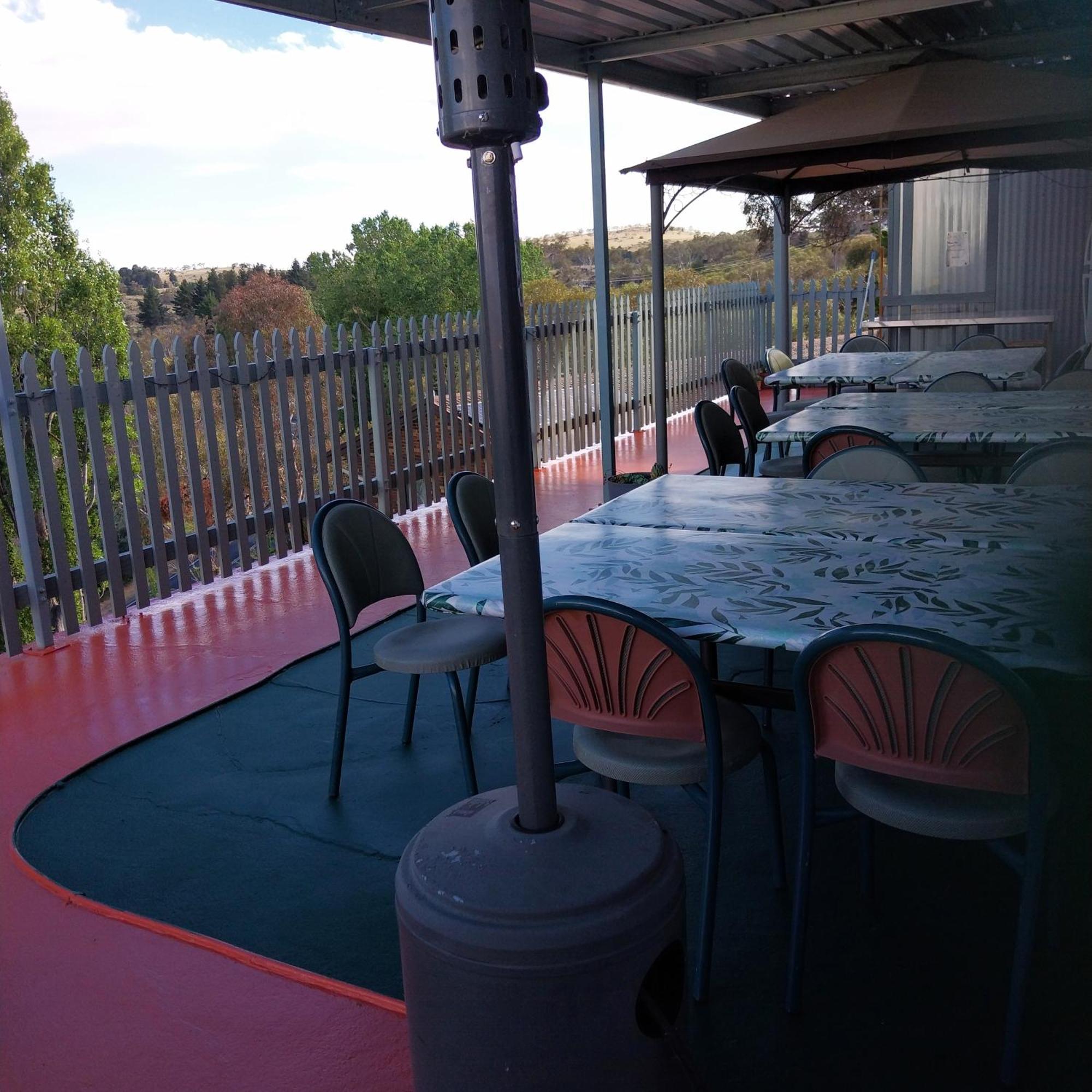 Chalet Jindabyne Bed & Breakfast