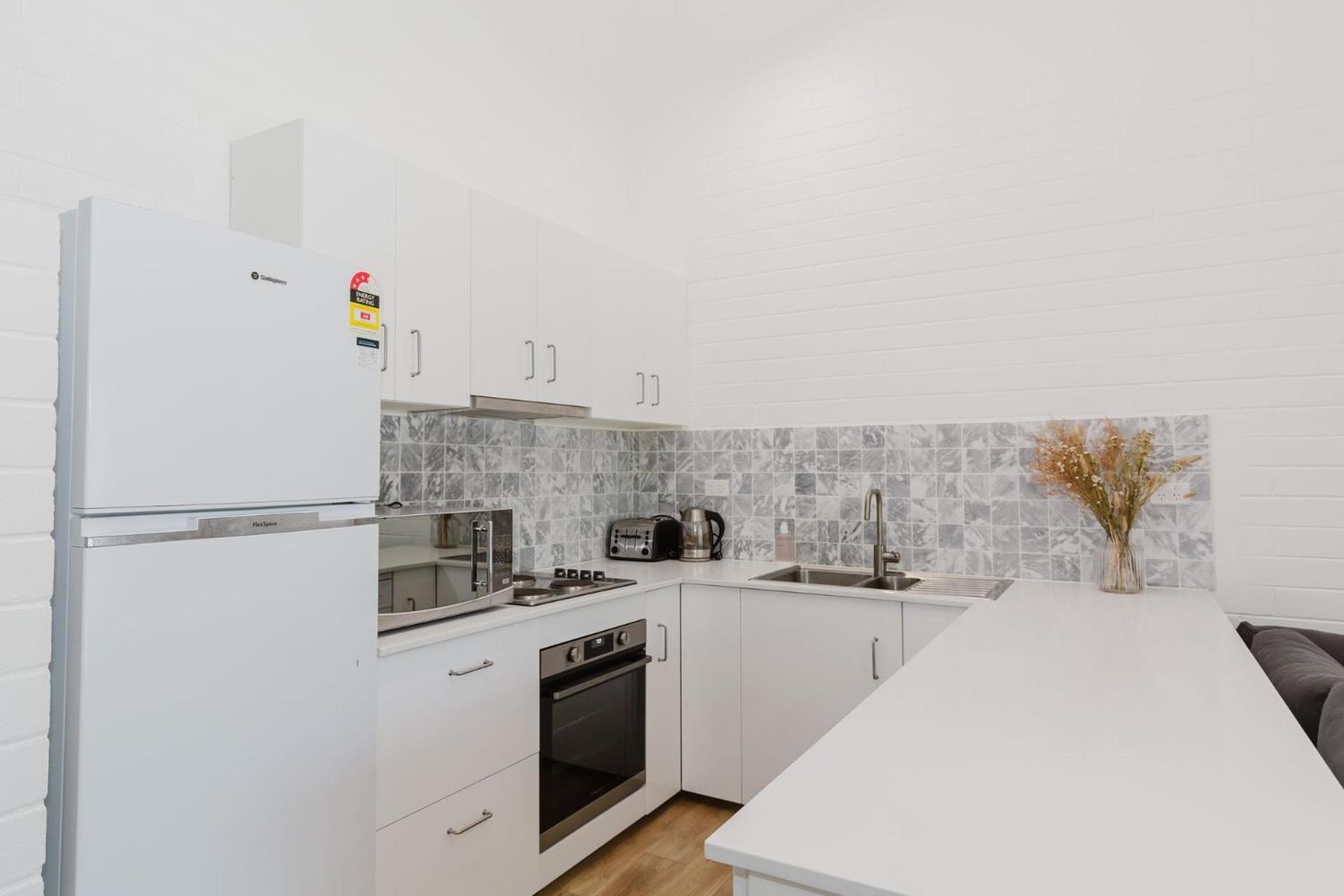 Alpha Centauri 7 Of 39 Gippsland Street *