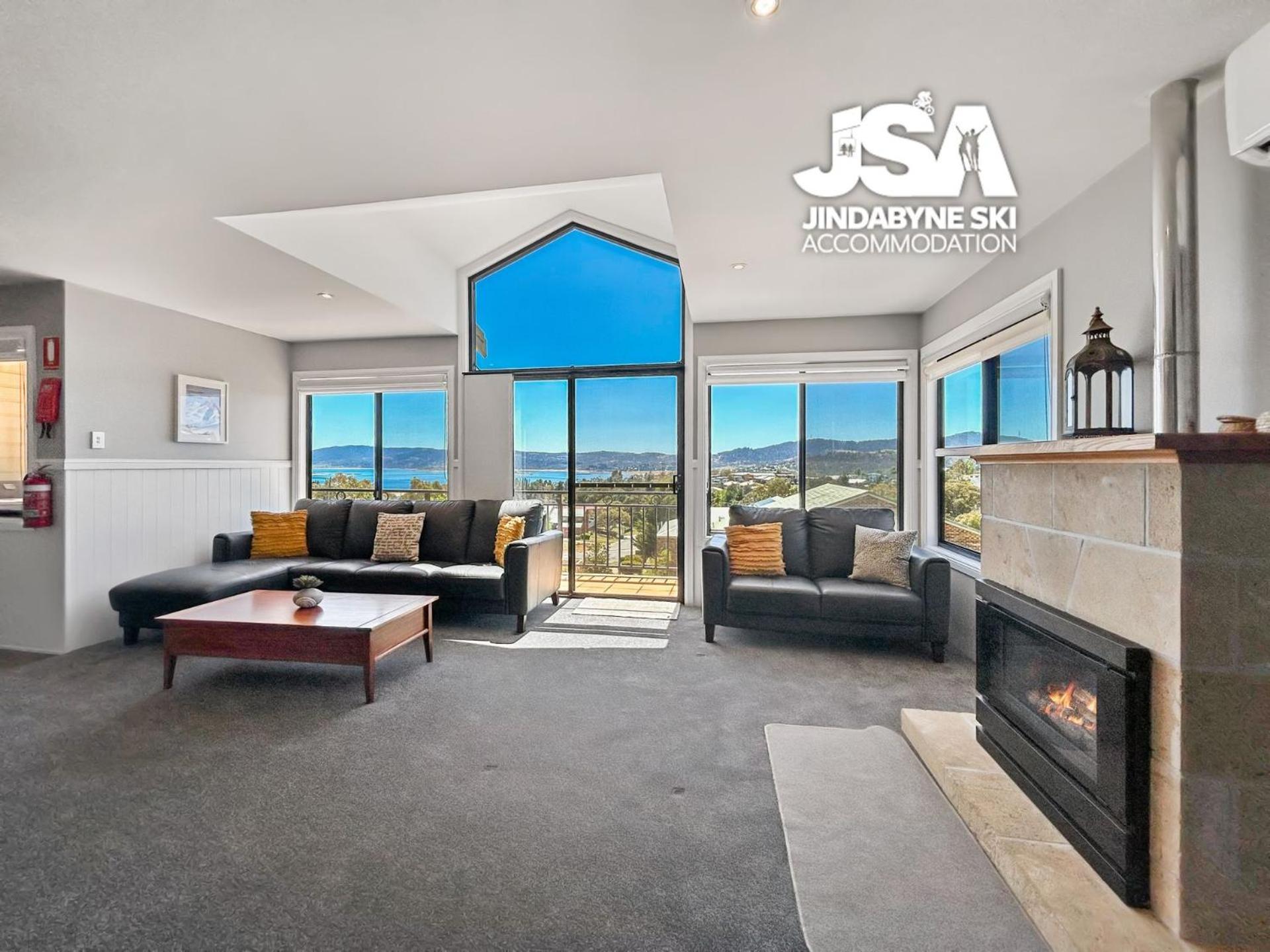 Dromaius 7 * Jindabyne