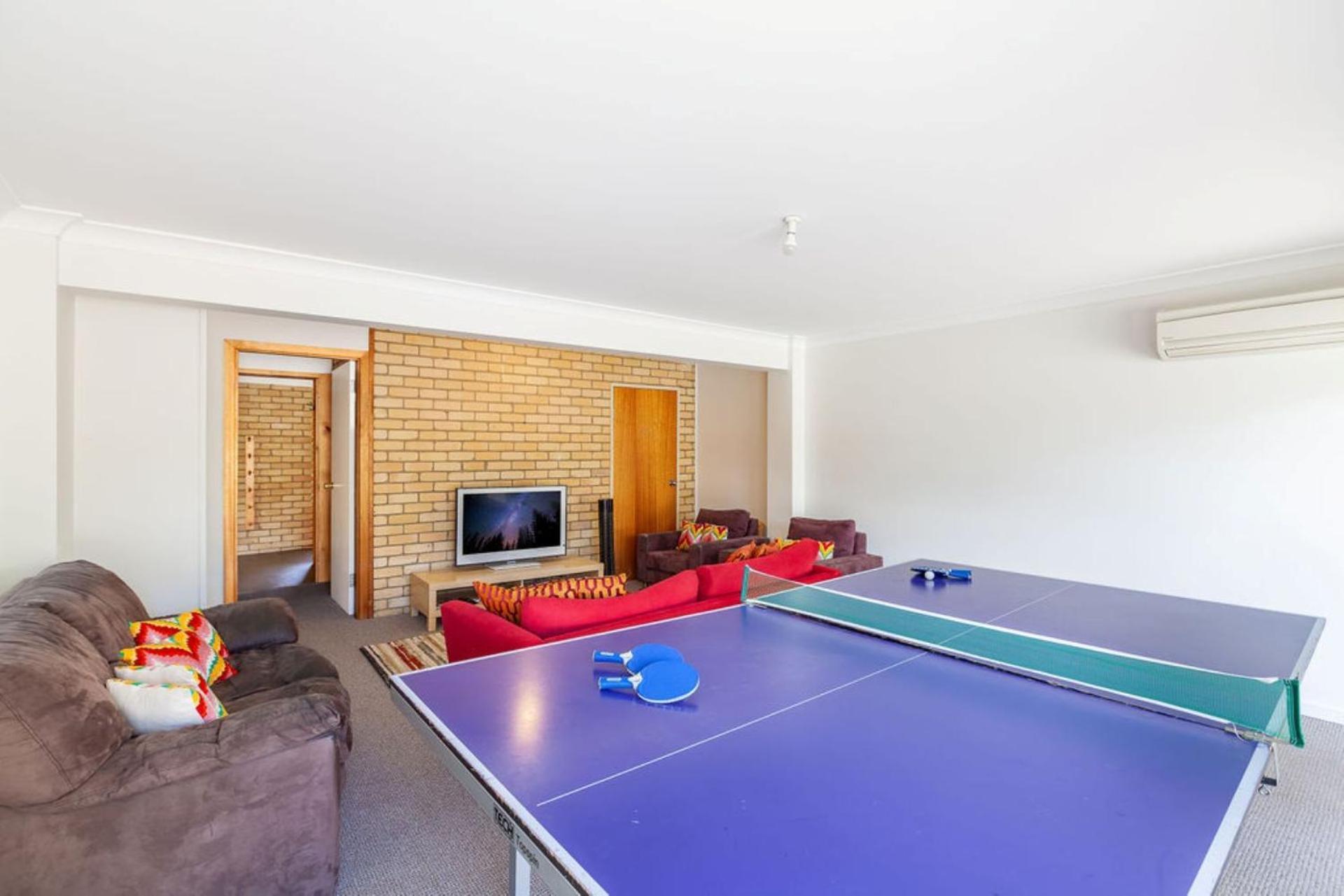 Fingal Snow Vinces Place 108 Gippsland Street * Jindabyne