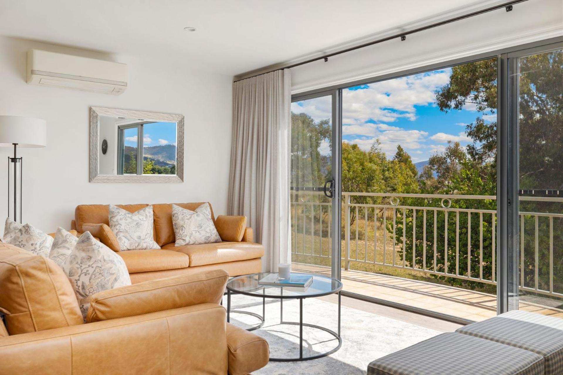 Holiday home Whistler 1 *
