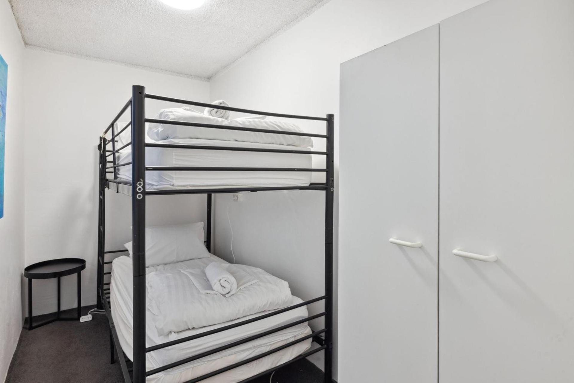 Apartment Kirwan 8 *