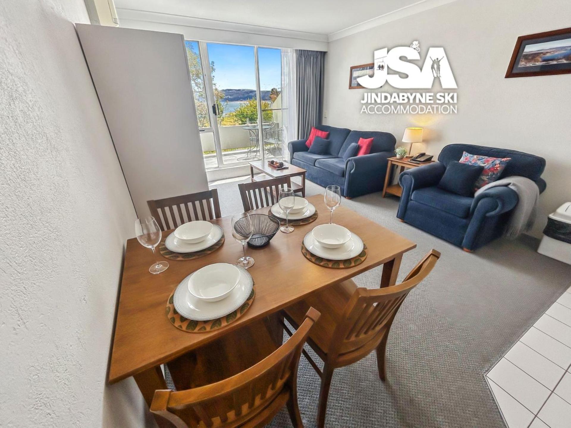 Horizons 408 * Jindabyne