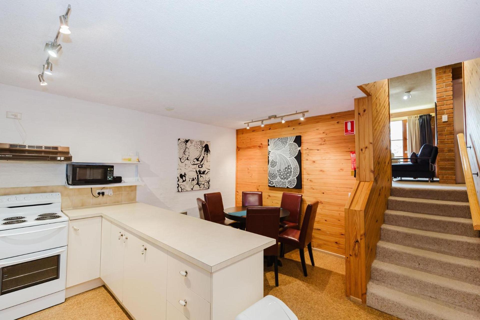 Misty Gables 2 24 Townsend St * Jindabyne