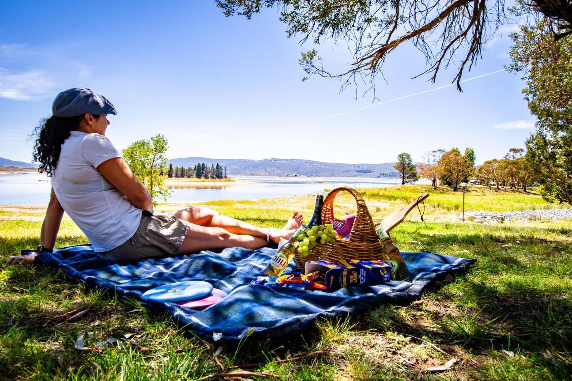 Horizons 407 * Jindabyne
