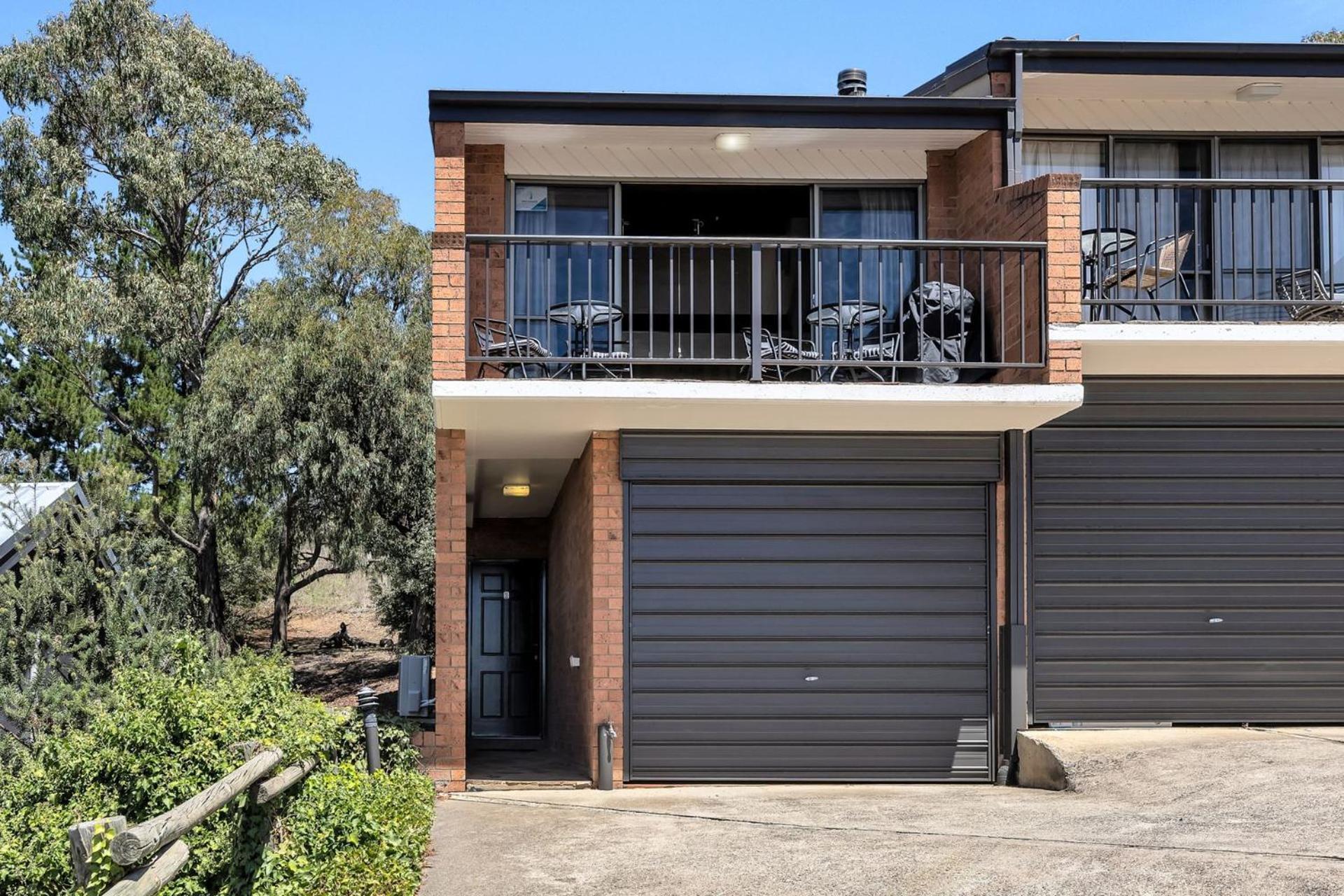 Snowbird 1 - Charming 2br Townhouse L Views L Air-con L Off-street Parking Holiday home Jindabyne