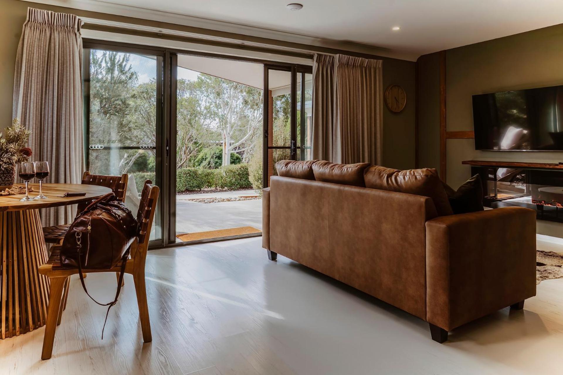 Villa Hamilton House - Snowy Mountain Luxury