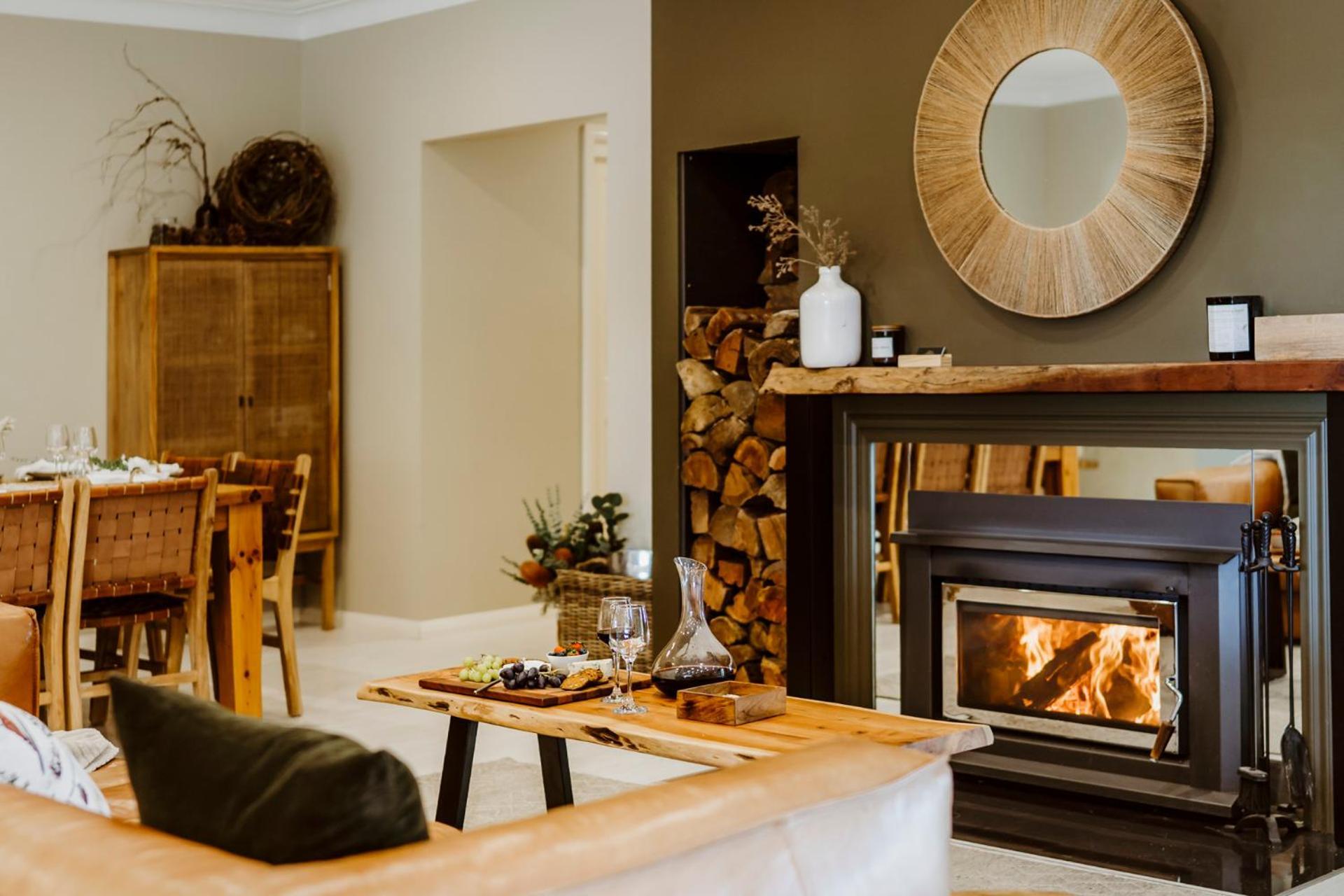 Hamilton House - Snowy Mountain Luxury Villa