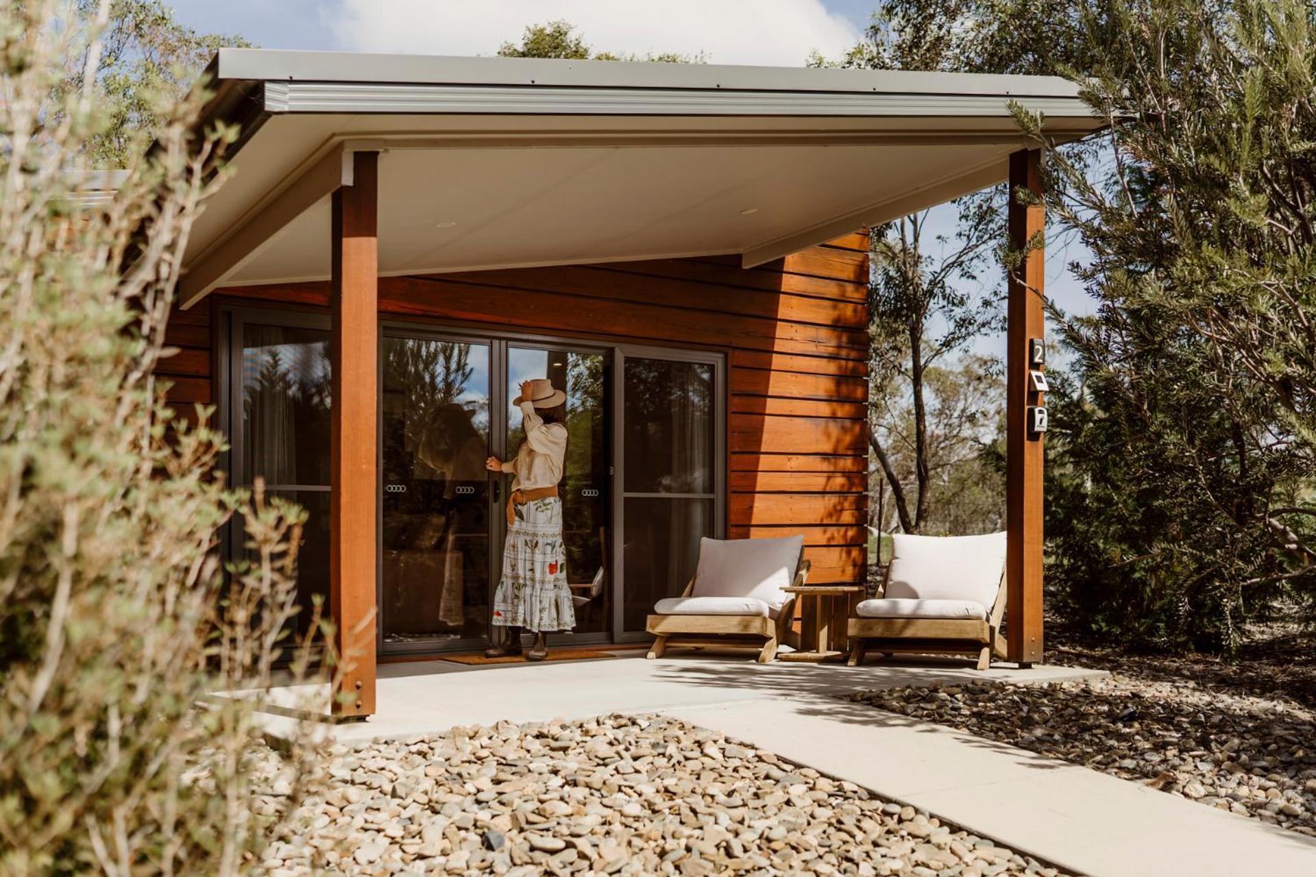 Hamilton House - Snowy Mountain Luxury Villa Jindabyne