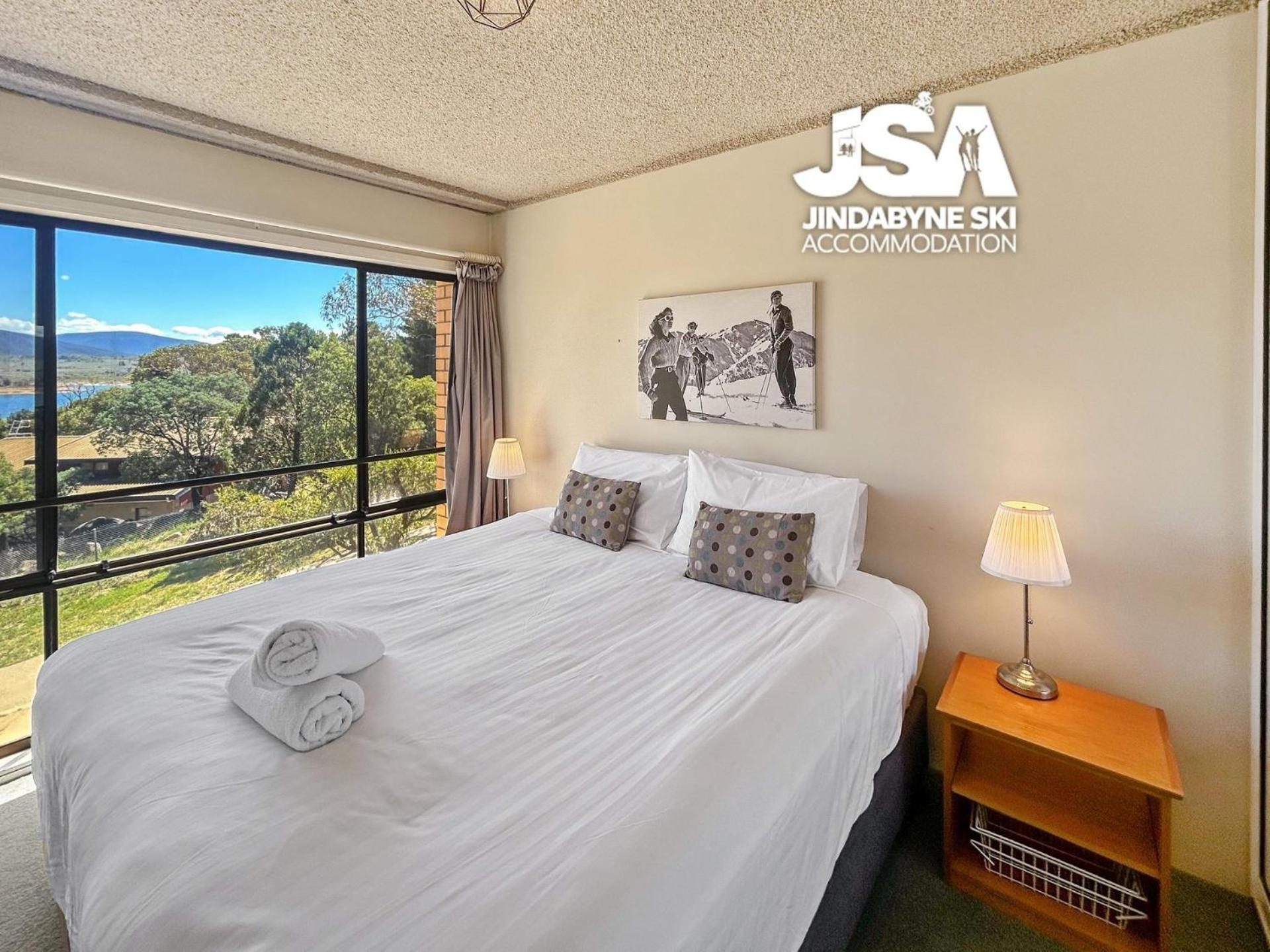 Alpine Mountain View Kirwan 9 Apartment