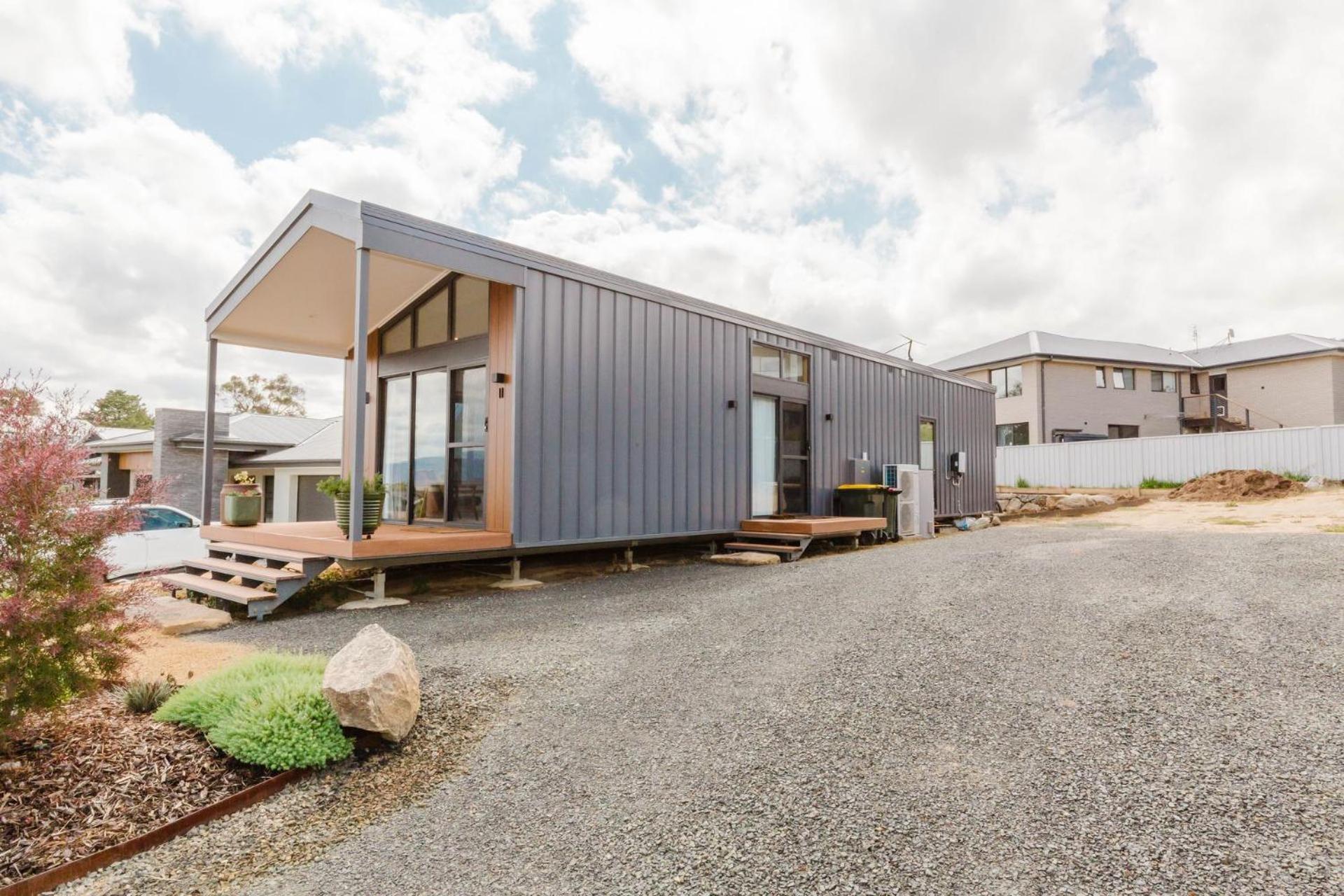 Little Willow - 11a Willow Bay Place Holiday home