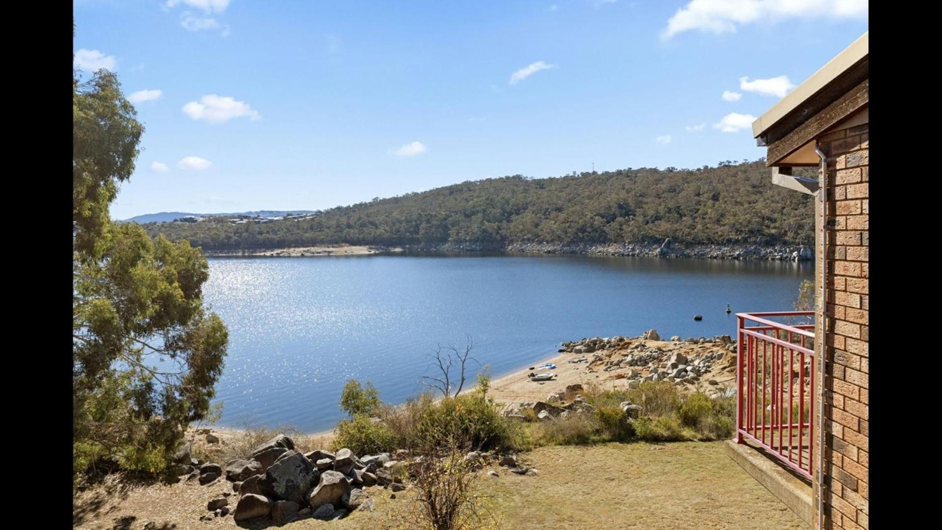 On The 1 * Jindabyne