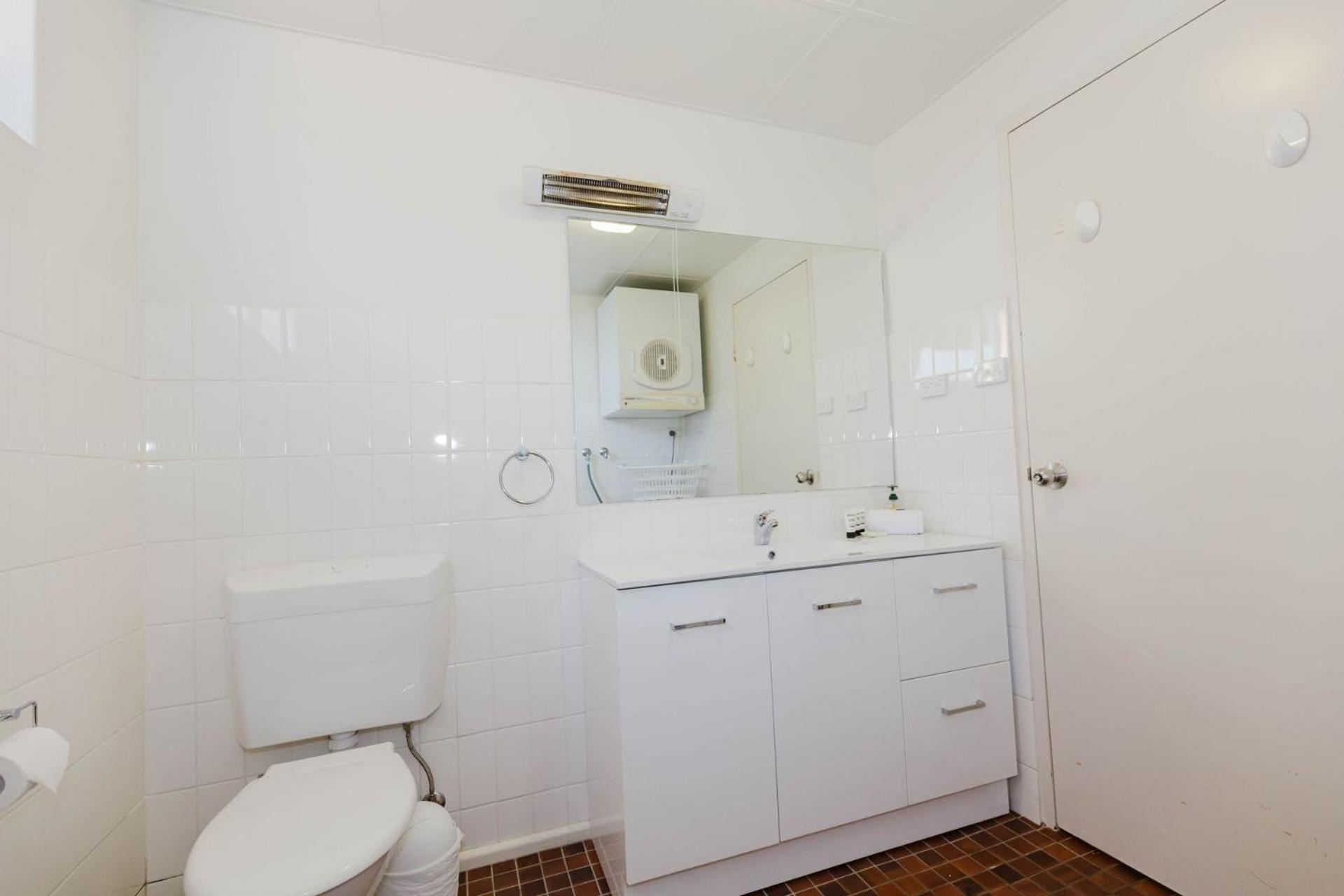 St Moritz - 7-36 Gippsland Street *