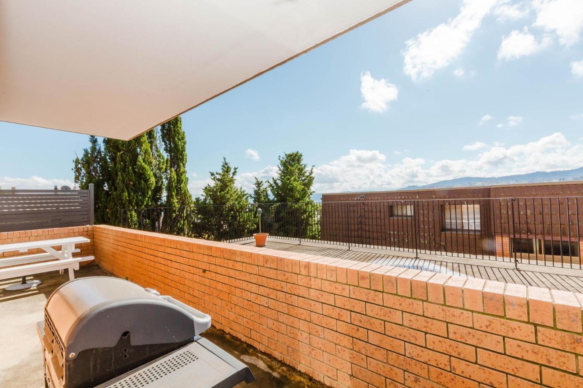 St Moritz - 7-36 Gippsland Street