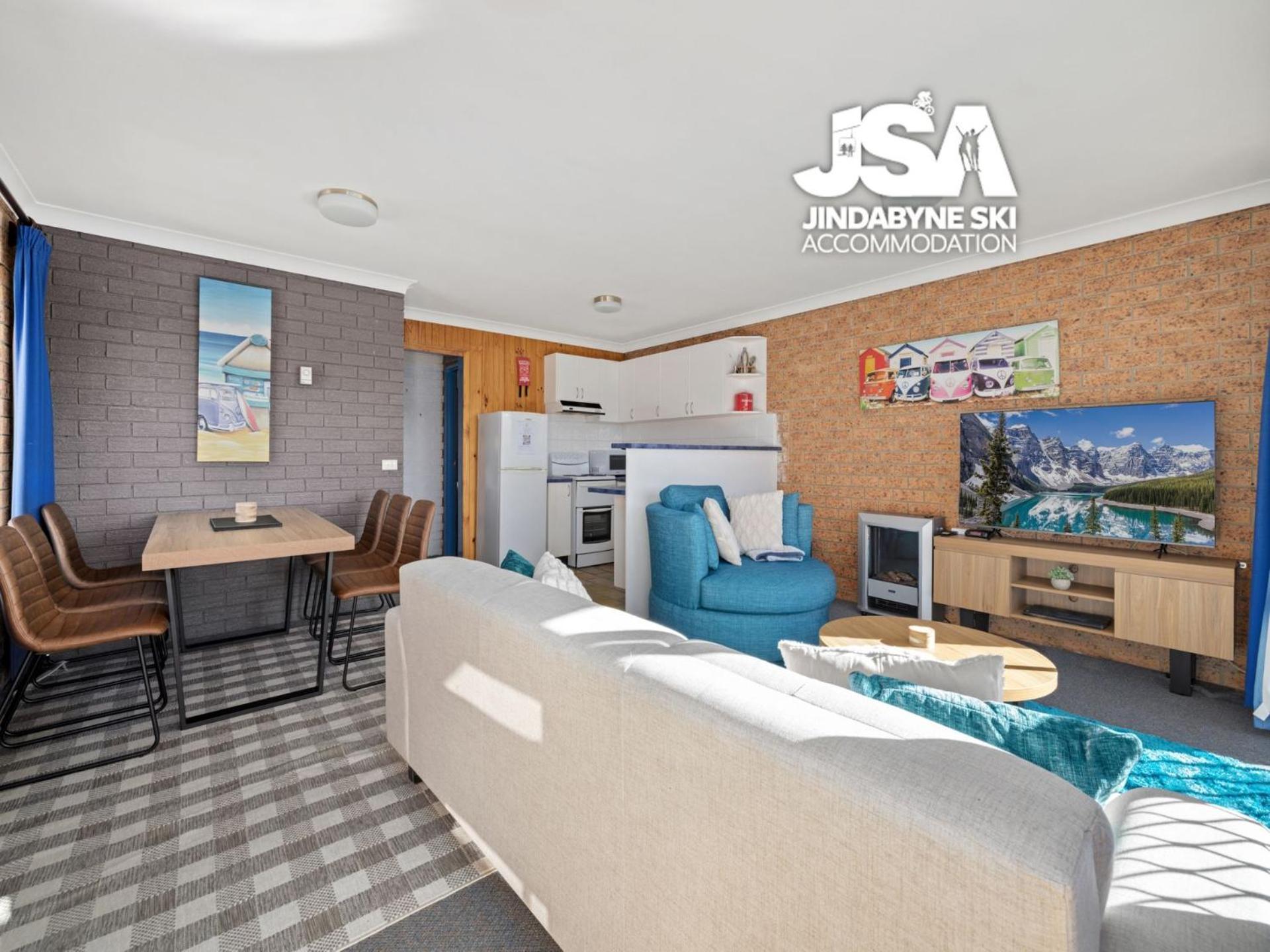 Bluegums 3 - 2 Bedroom Sleeps 6 With Great Views