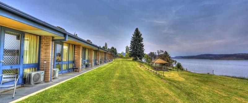Lake Jindabyne Hotel
