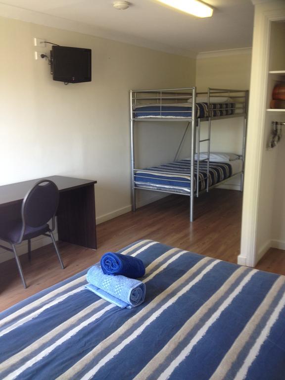 Siesta Motel 3*