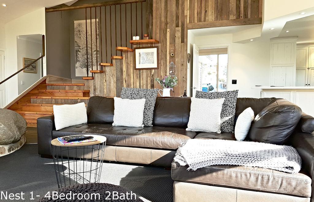 Crowes Nest Apartment