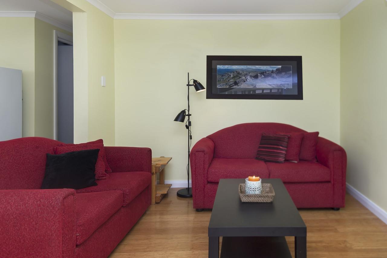 Maxs Place 3 2 Bedroom Unit
