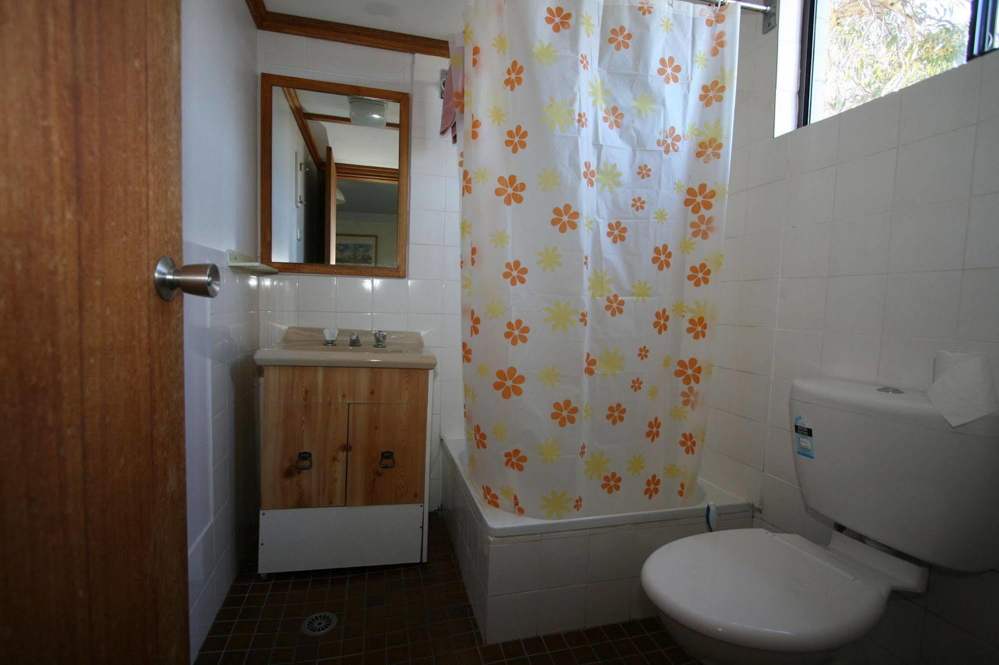 Chalet Jindabyne Bed & Breakfast 3*