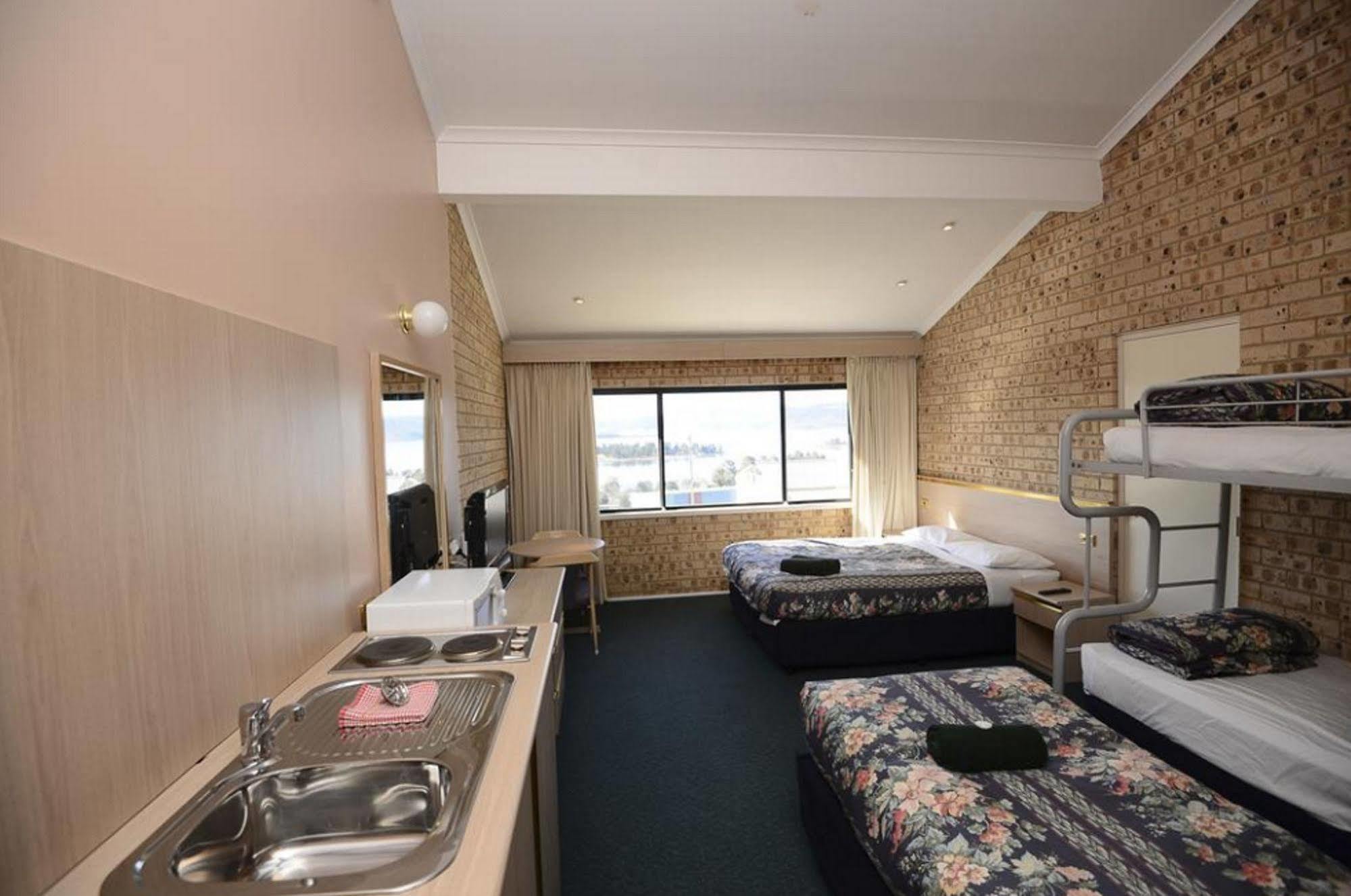 Alpine Motel 3*