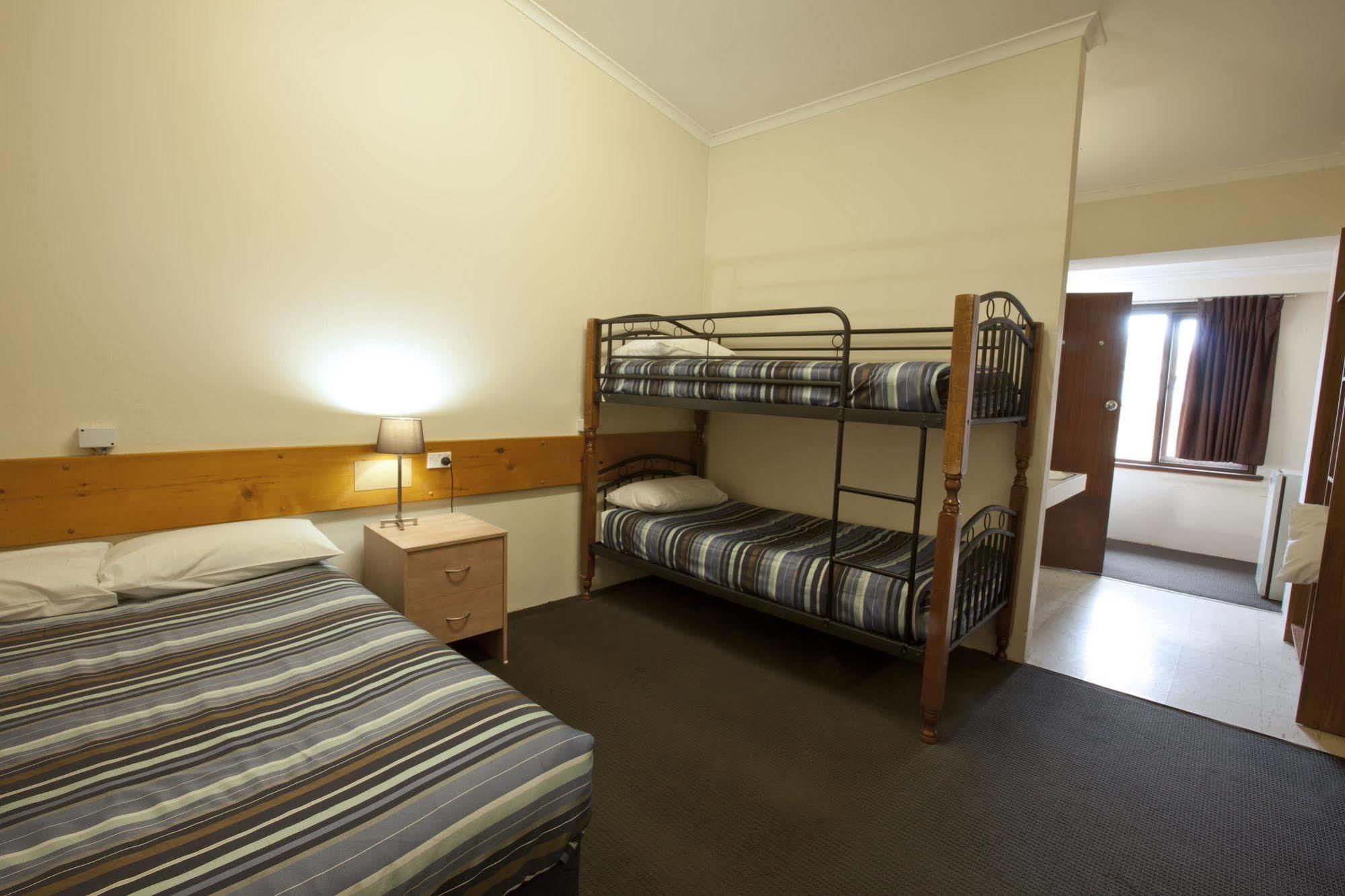 Inn Banjo Paterson Jindabyne