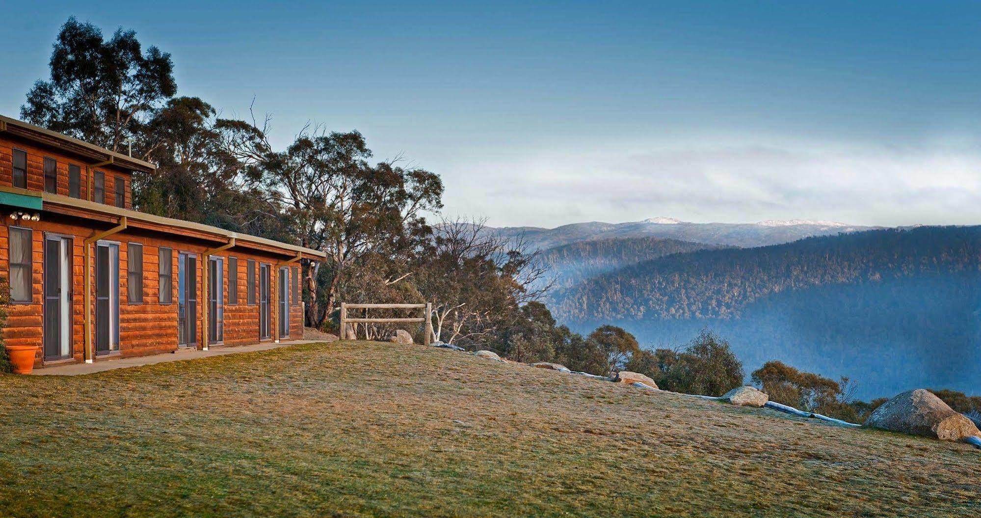 Lodge Altitude 1260 *
