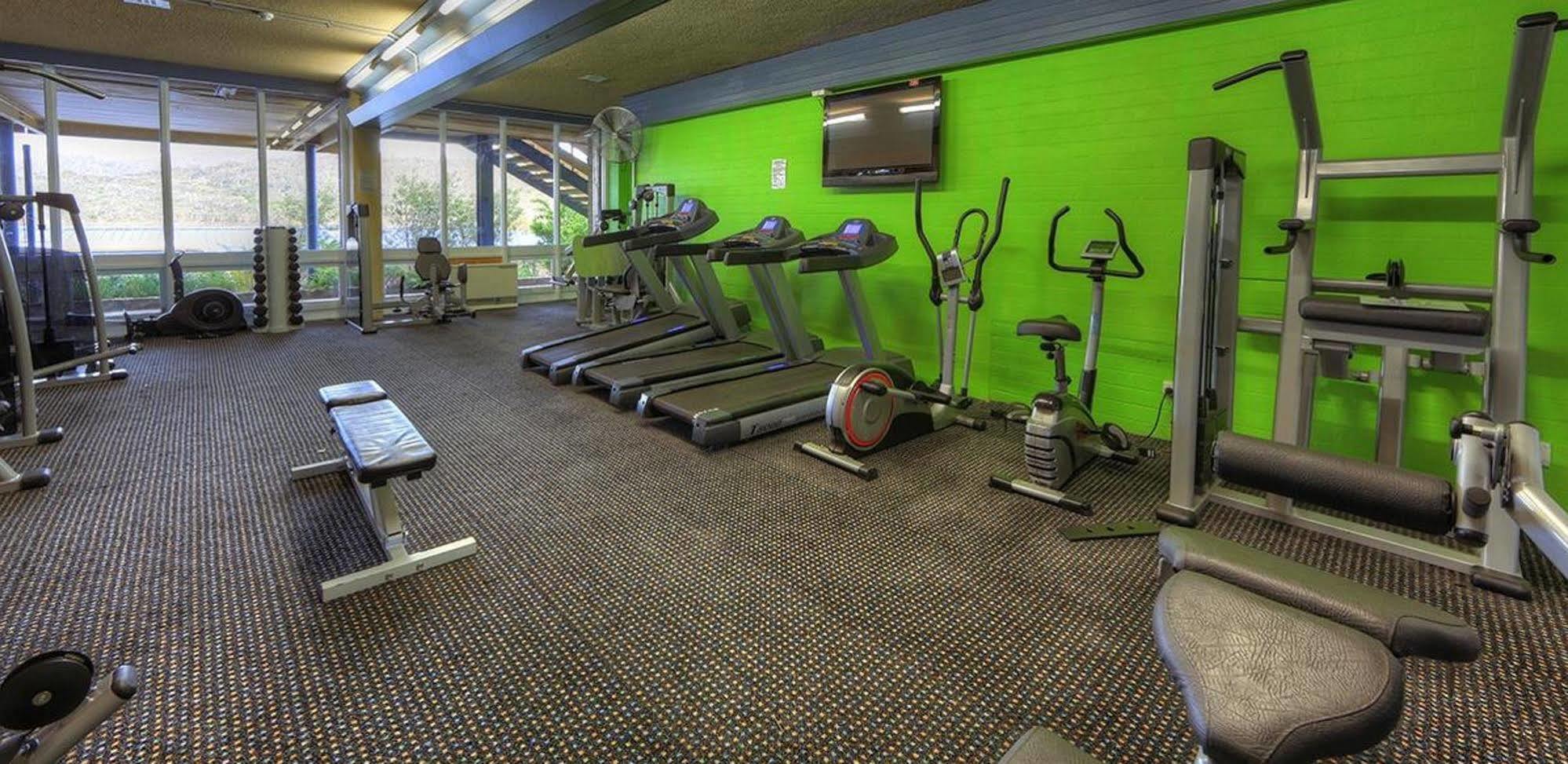 Lake Jindabyne Hotel