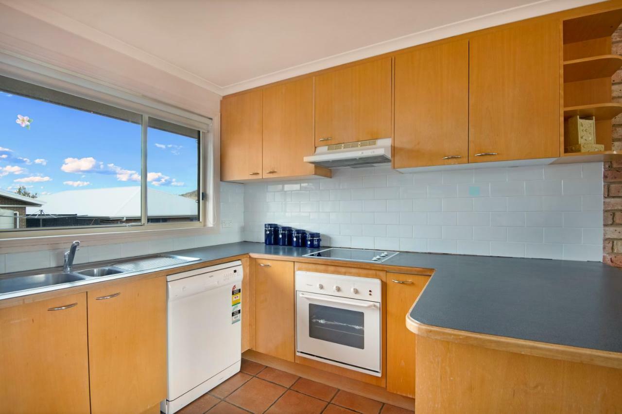 Beloka 7 - 2br Townhouse L Views L Bath L Wifi * Jindabyne
