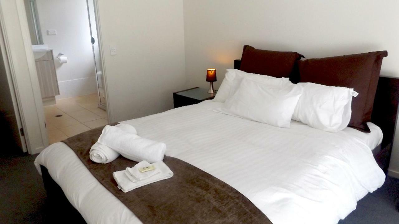 Executive * Jindabyne