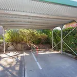 Cobb And Co 3 39 Cobbon Cres