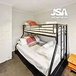 The Summit 16