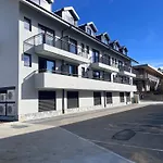 Lake Jindabyne Hotel